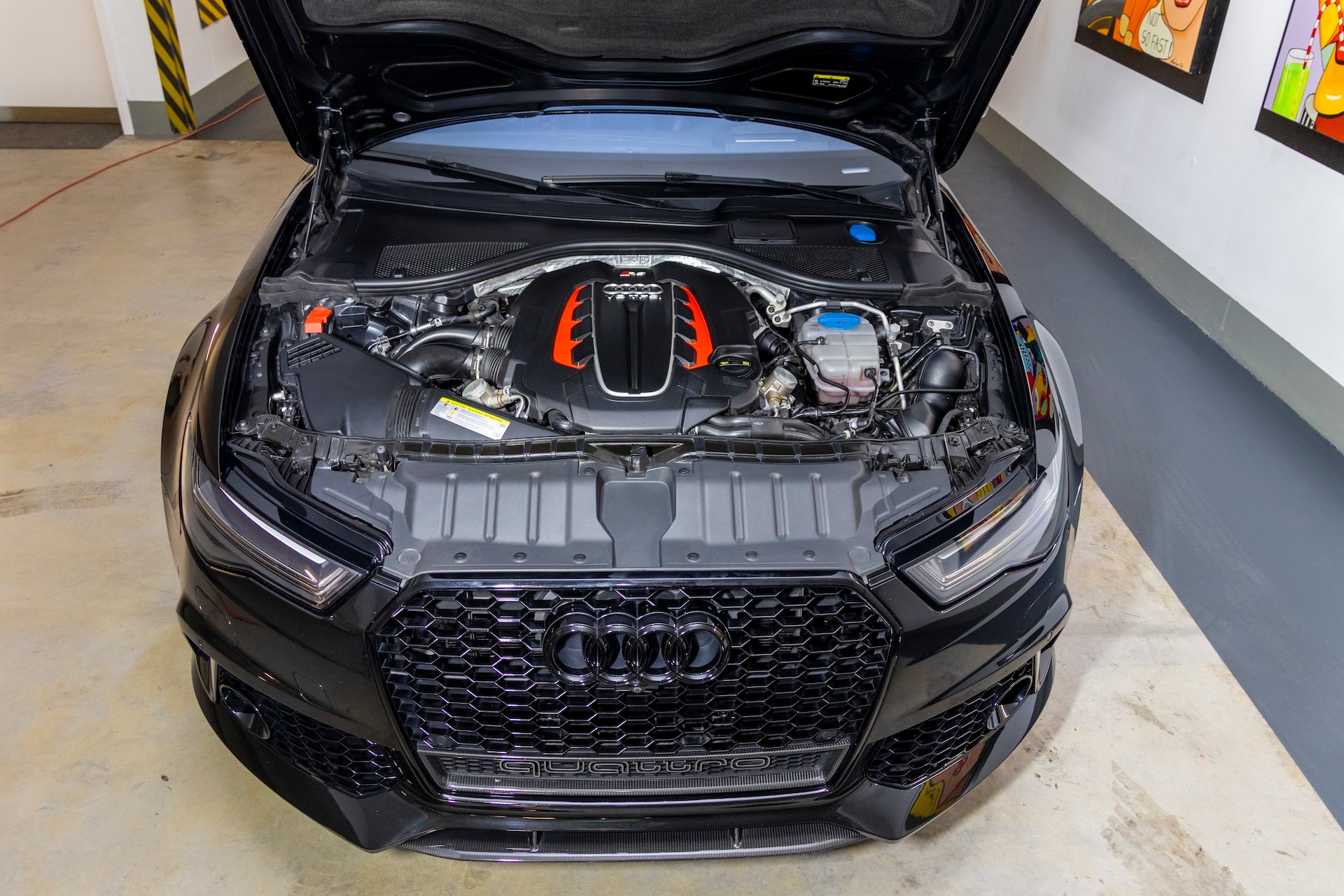 AUDI 4.0 V8 TFSI perform. qu. T-Tr.-image-4