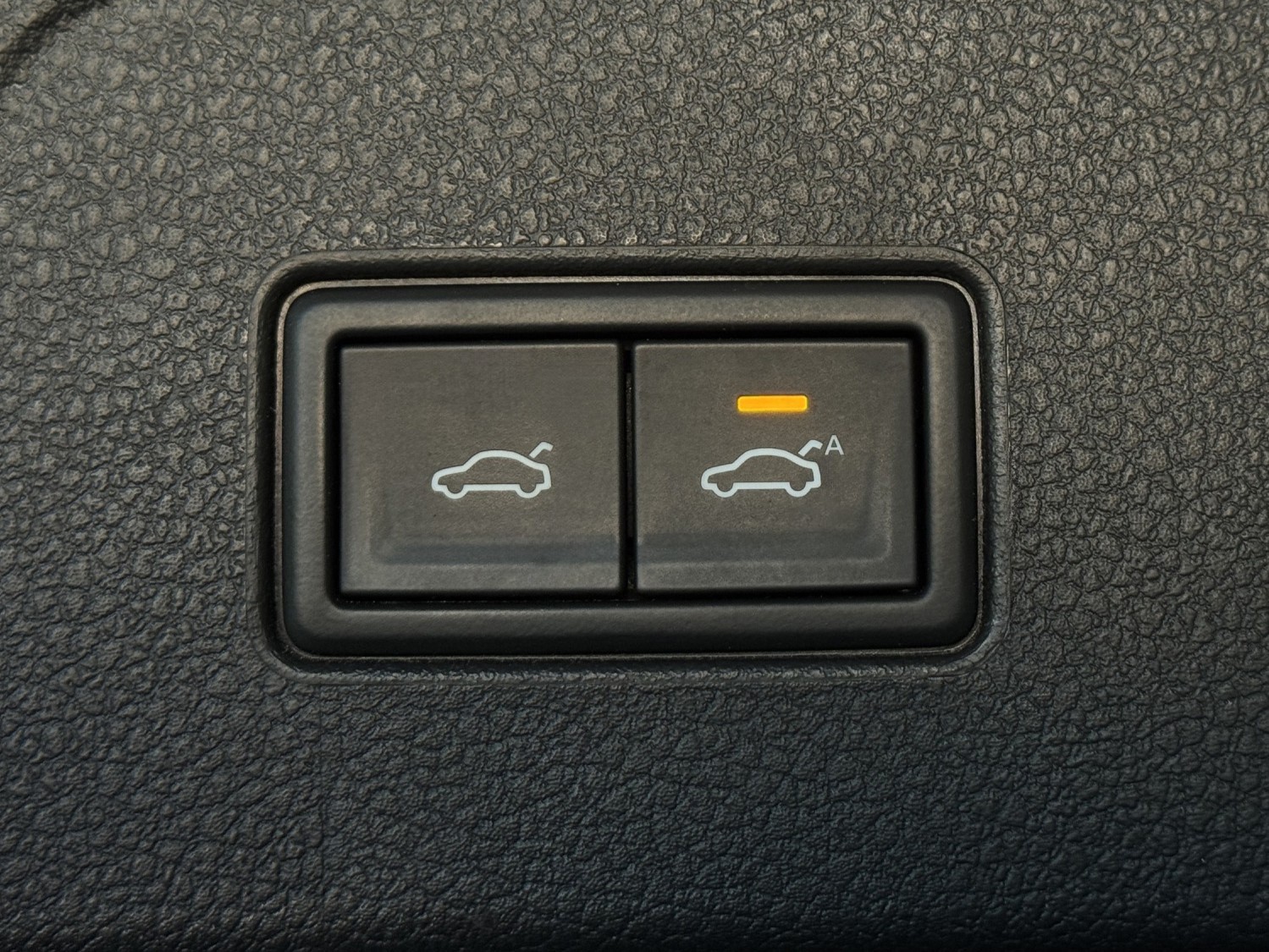 VW Passat Variant 2.0 TDI Elegancé Business DSG "Navi-RF.-Kamera-Matrix-Digital Cockpit"-image-22
