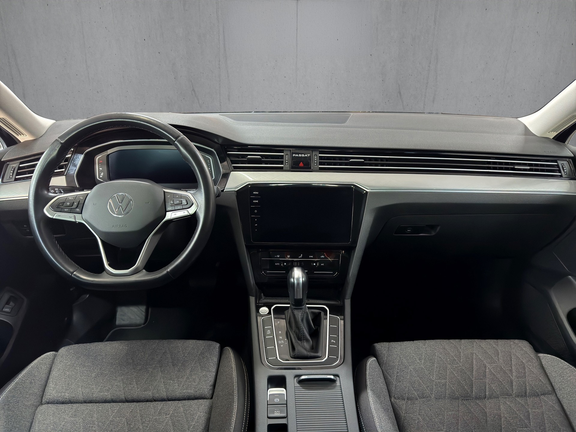 VW Passat Variant 2.0 TDI Elegancé Business DSG "Navi-RF.-Kamera-Matrix-Digital Cockpit"-image-10