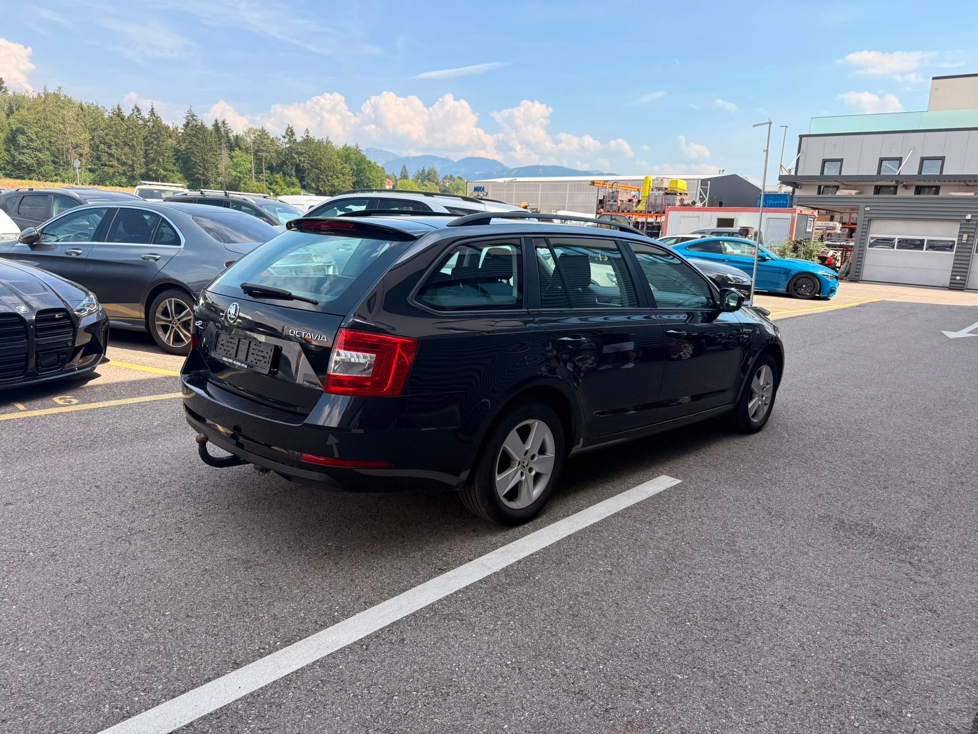 SKODA Octavia Combi 1.5 TSI Ambition-image-3