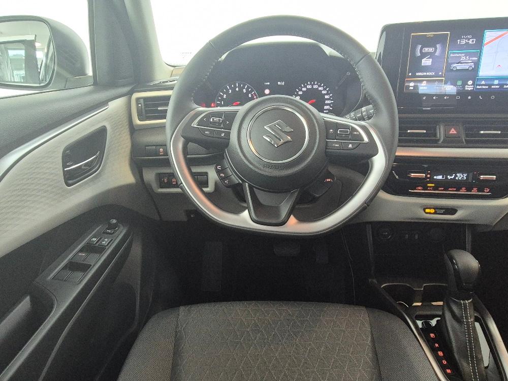 SUZUKI Swift 1.2 Compact Top Hybrid-image-9