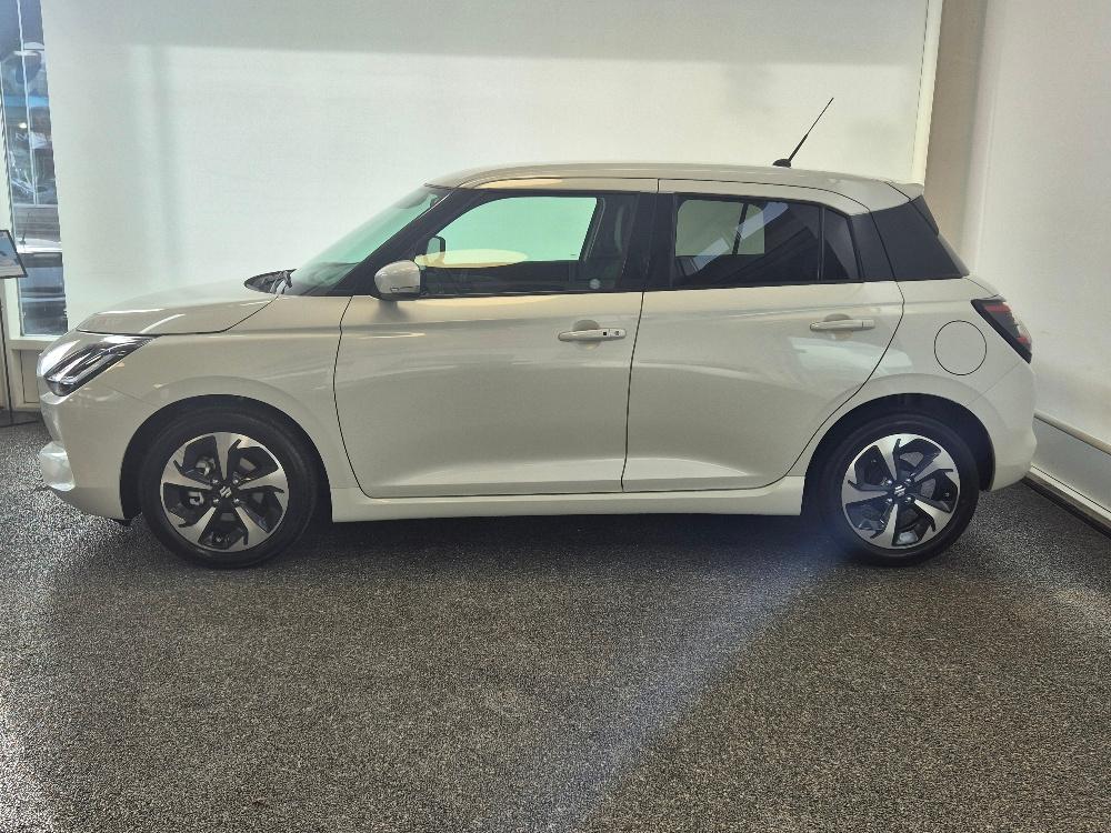 SUZUKI Swift 1.2 Compact Top Hybrid-image-3