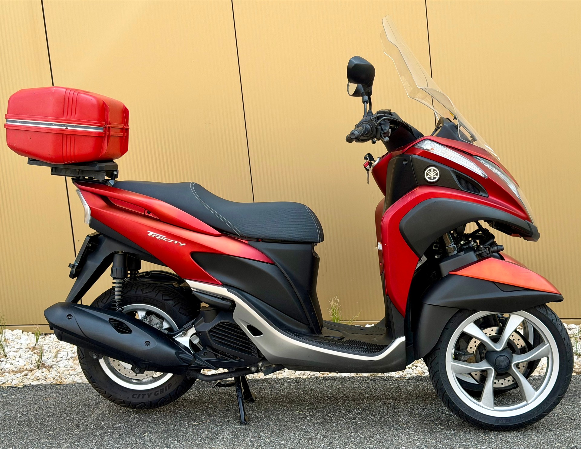 YAMAHA Tricity MW 125 ABS-showroom-element-3