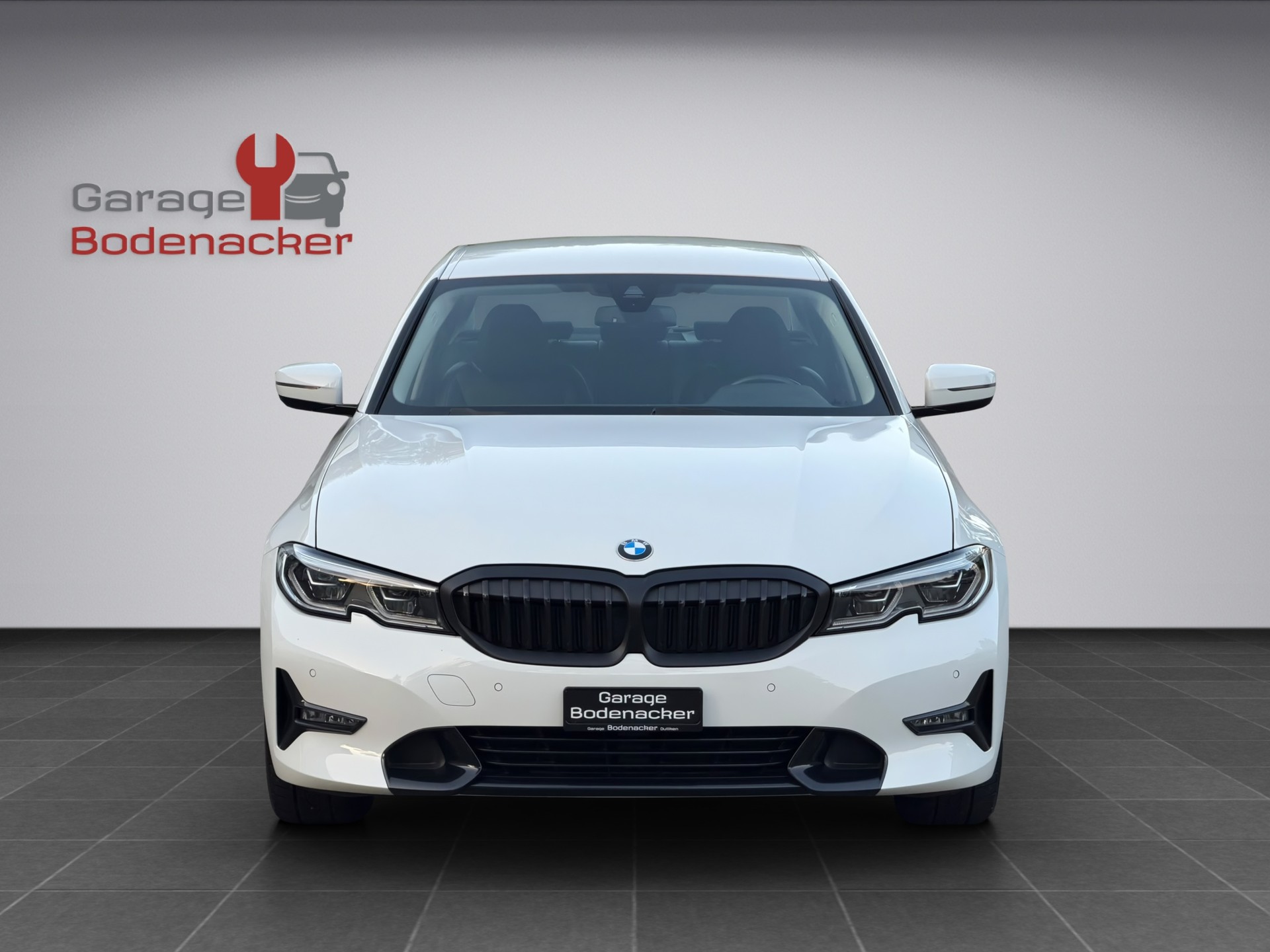 BMW 320d xDrive 48V Steptronic Sport Line-image-15