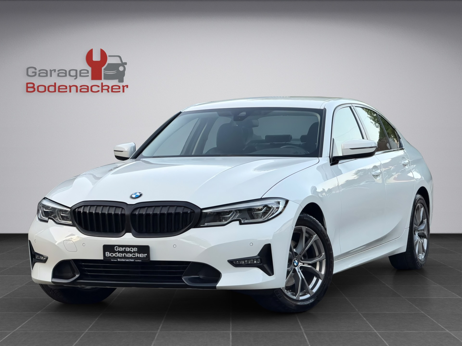 BMW 320d xDrive 48V Steptronic Sport Line