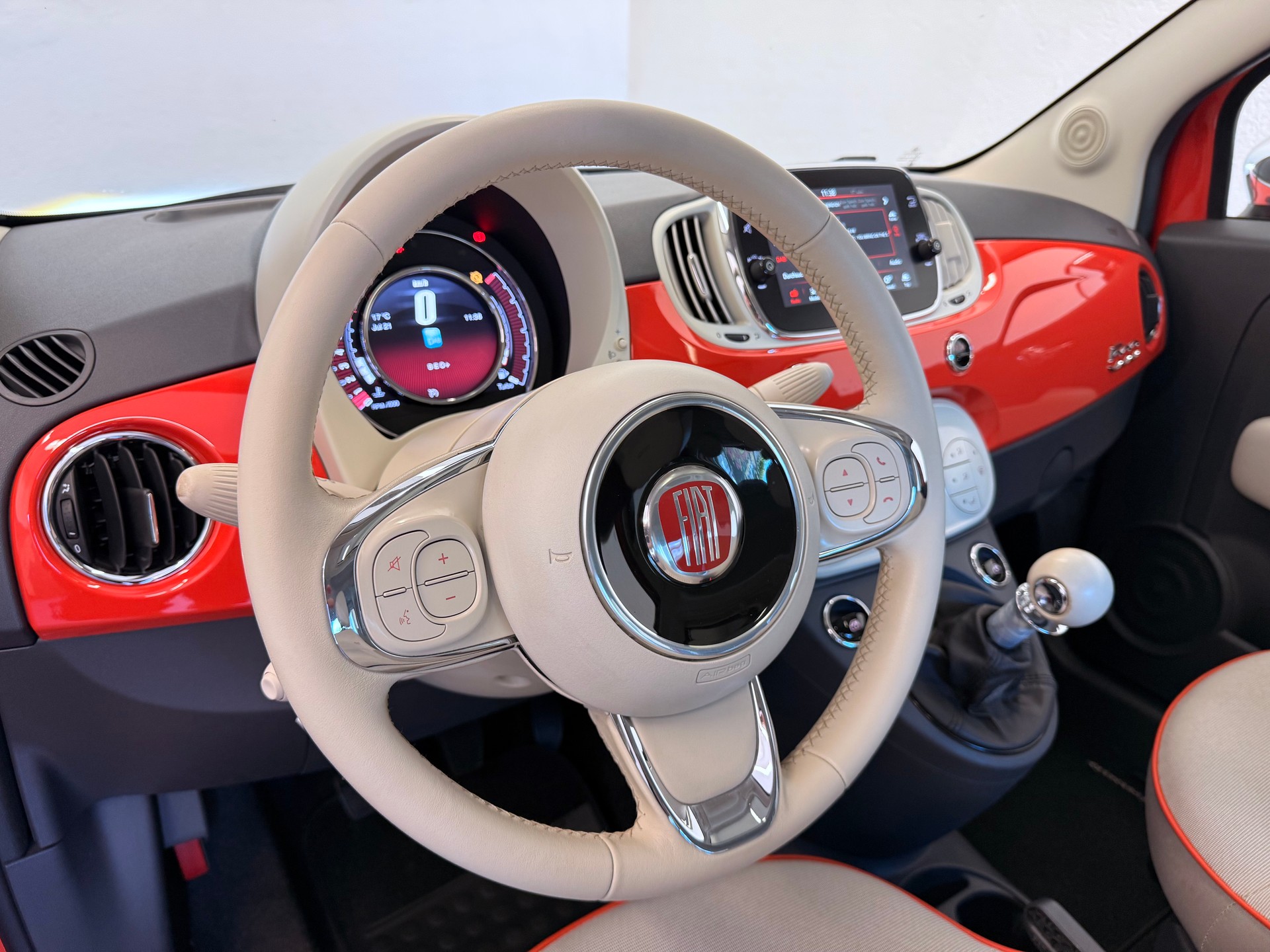 FIAT 500C 0.9 Twinair Turbo Anniversario-image-16