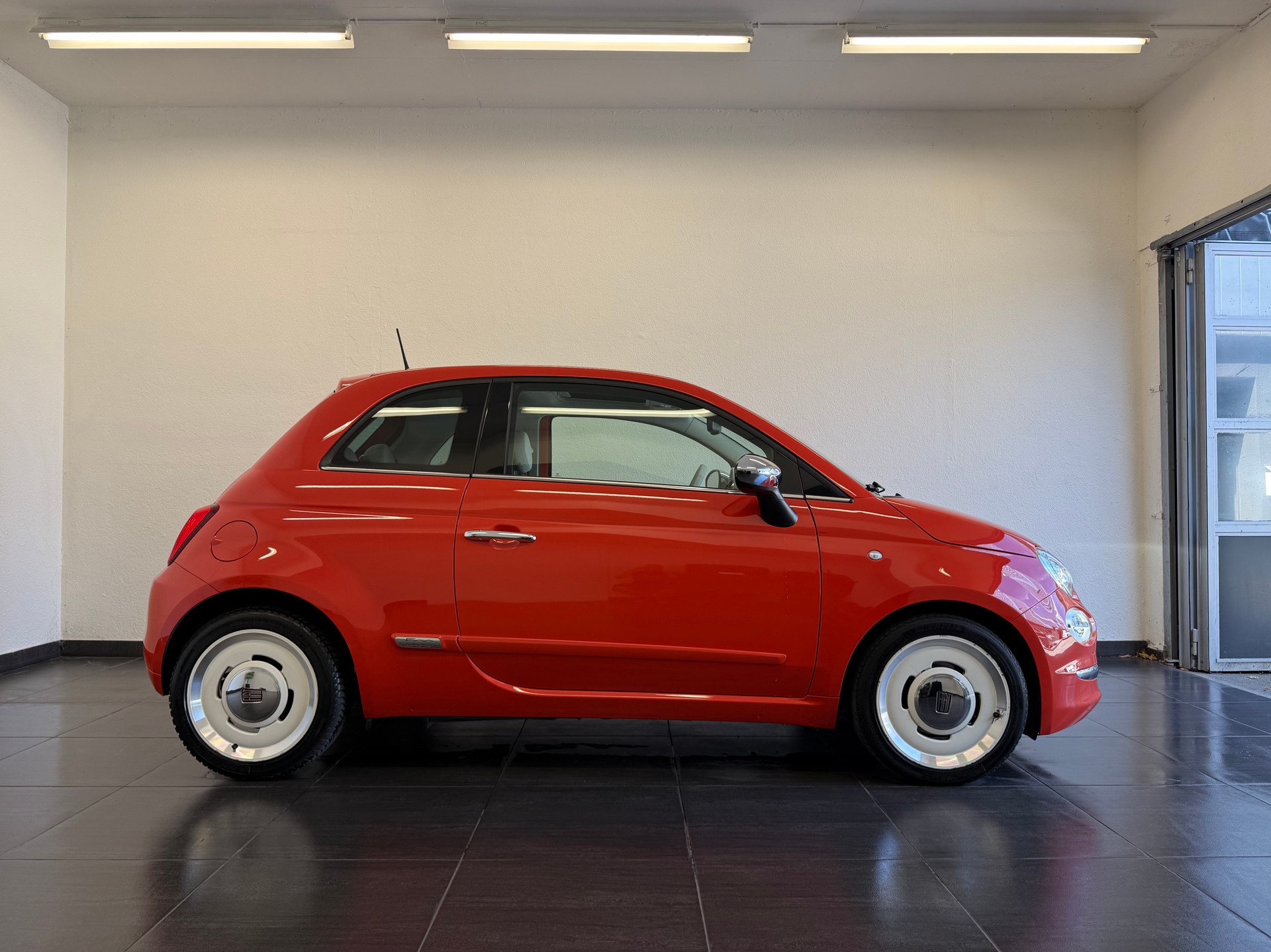 FIAT 500C 0.9 Twinair Turbo Anniversario-image-6