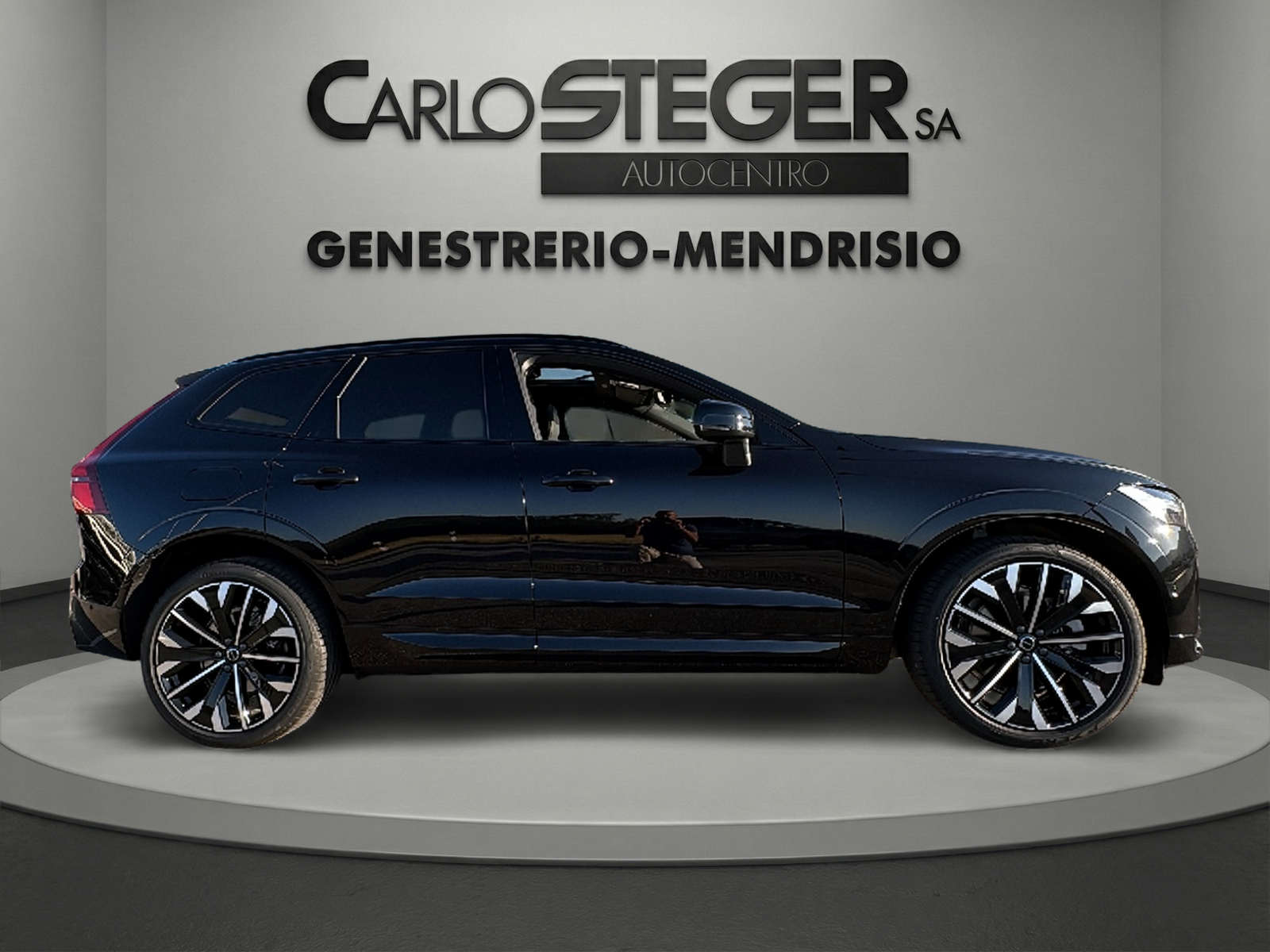VOLVO XC60 T8 eAWD PluginHybrid Ultra Dark Geartronic-image-14