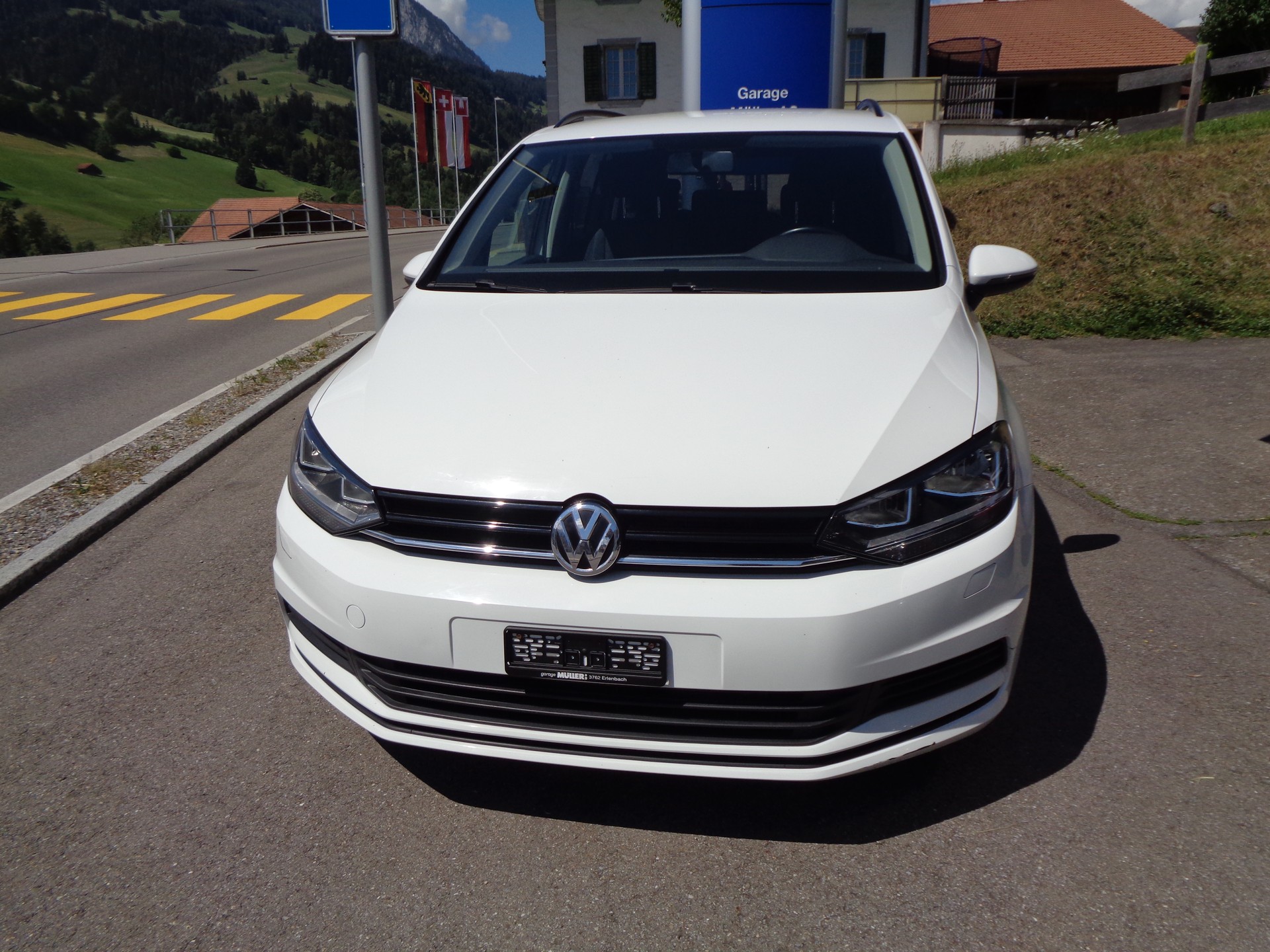 VW Touran 1.4 TSI BlueMotion Technology Trendline-image-1