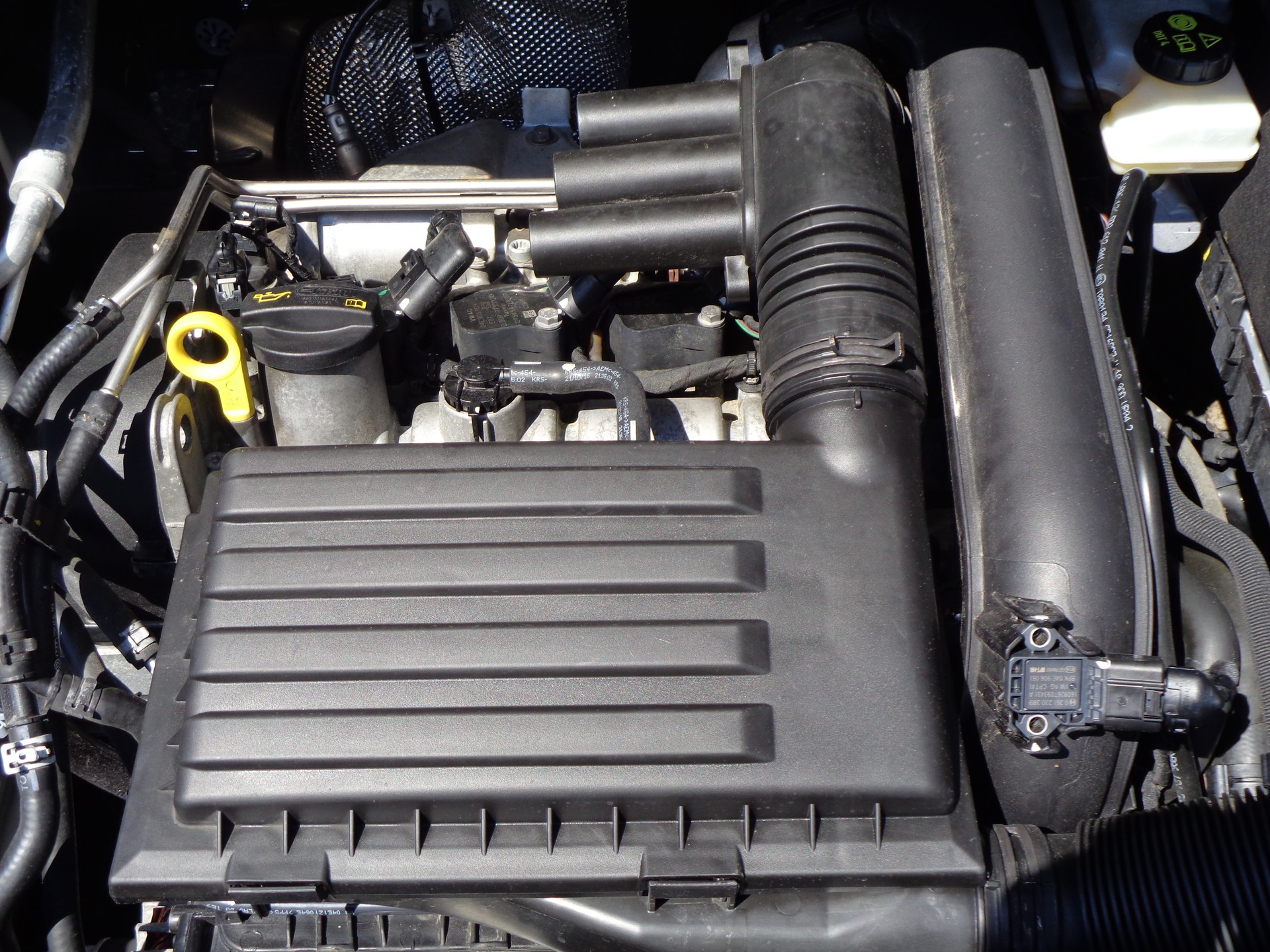 VW Touran 1.4 TSI BlueMotion Technology Trendline-image-5