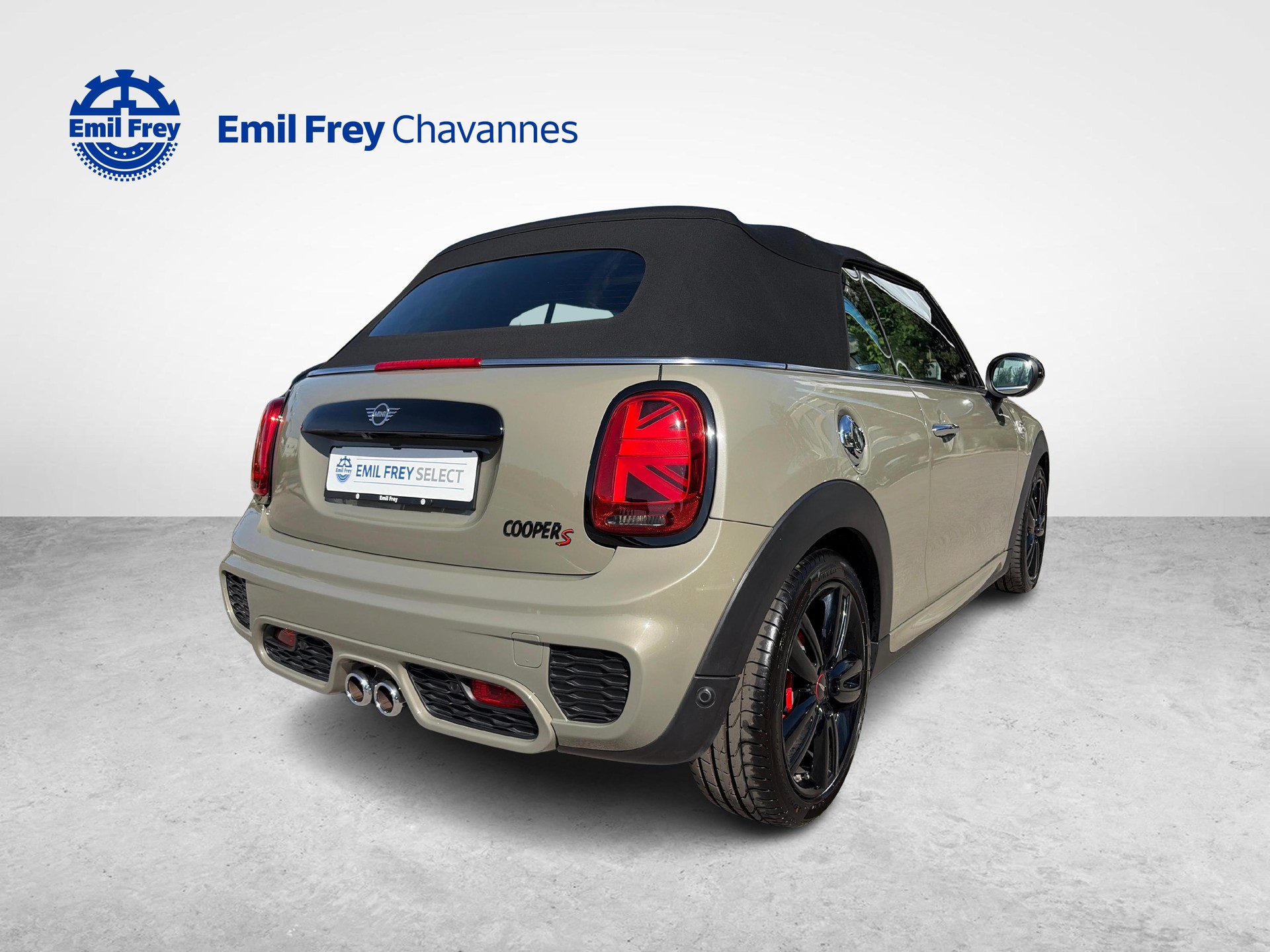 MINI Cabrio F57 2.0i 192 Cooper S SDKG John Cooper Works-image-3
