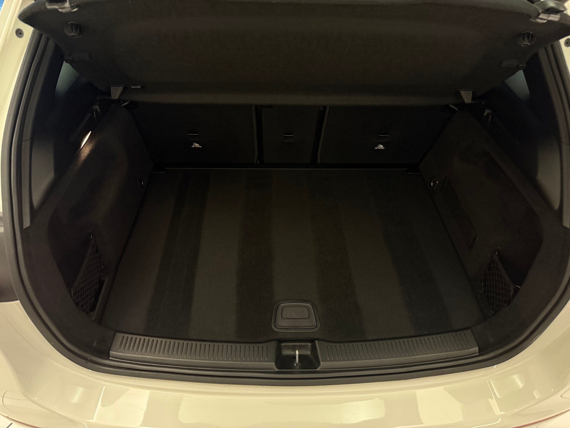 MERCEDES-BENZ B 200 Progressive 7G-DCT-image-9