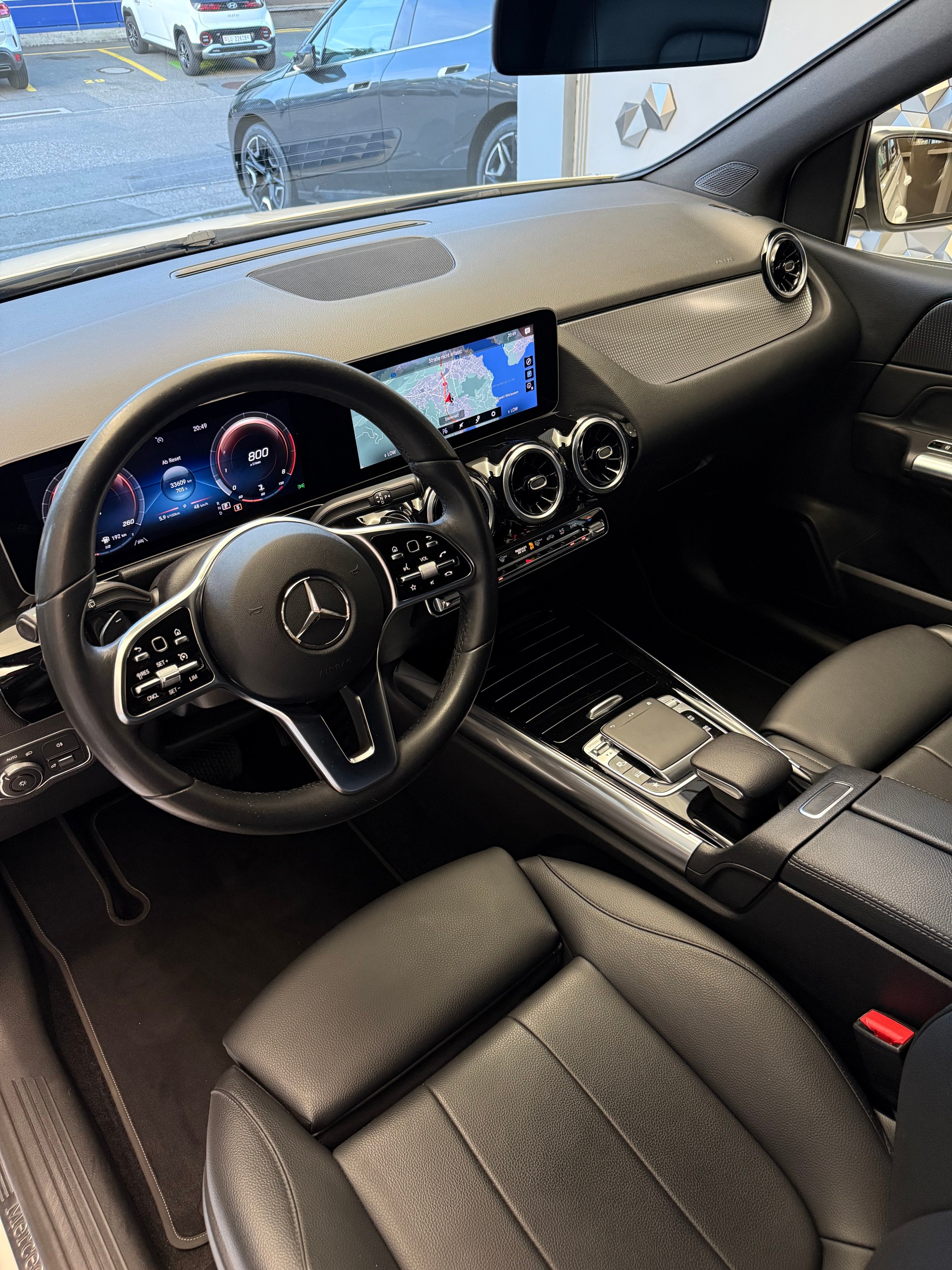 MERCEDES-BENZ B 200 Progressive 7G-DCT-image-4