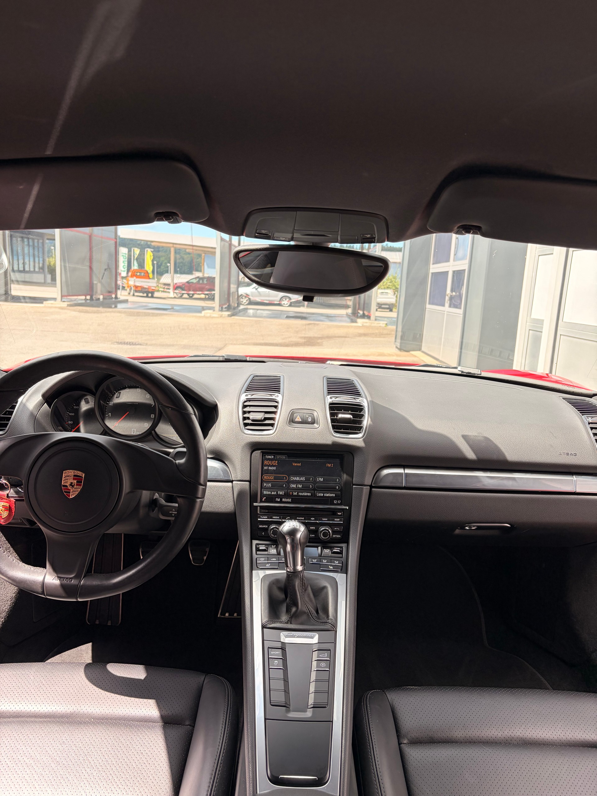PORSCHE Cayman 2.7-image-4