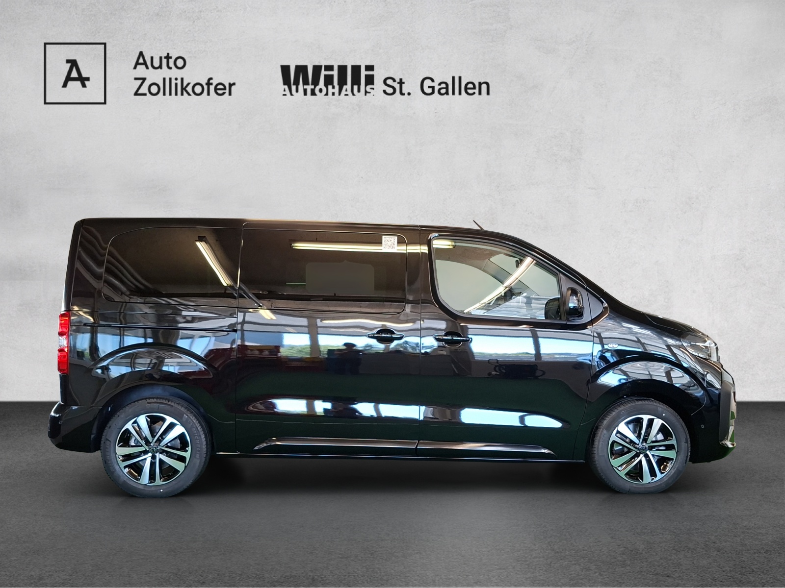 PEUGEOT Traveller Standard 2.2 BlueHDi 180 Family Edition S/S-showroom-element-3
