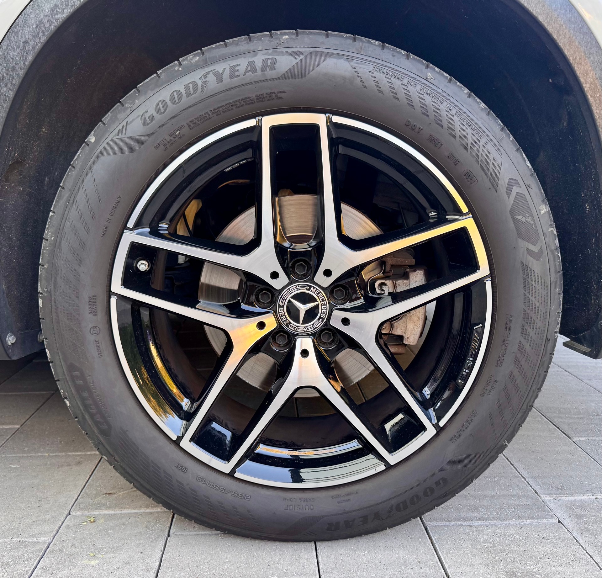MERCEDES-BENZ GLC 250d 4m-image-4