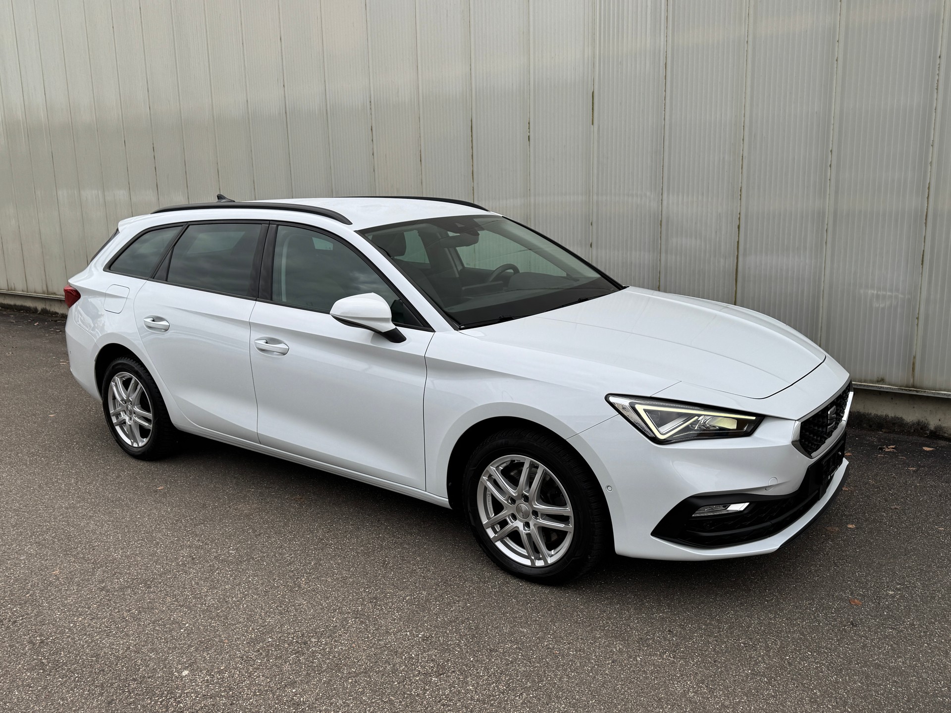 SEAT Leon ST 2.0 TDI EVO DSG Style-image-6