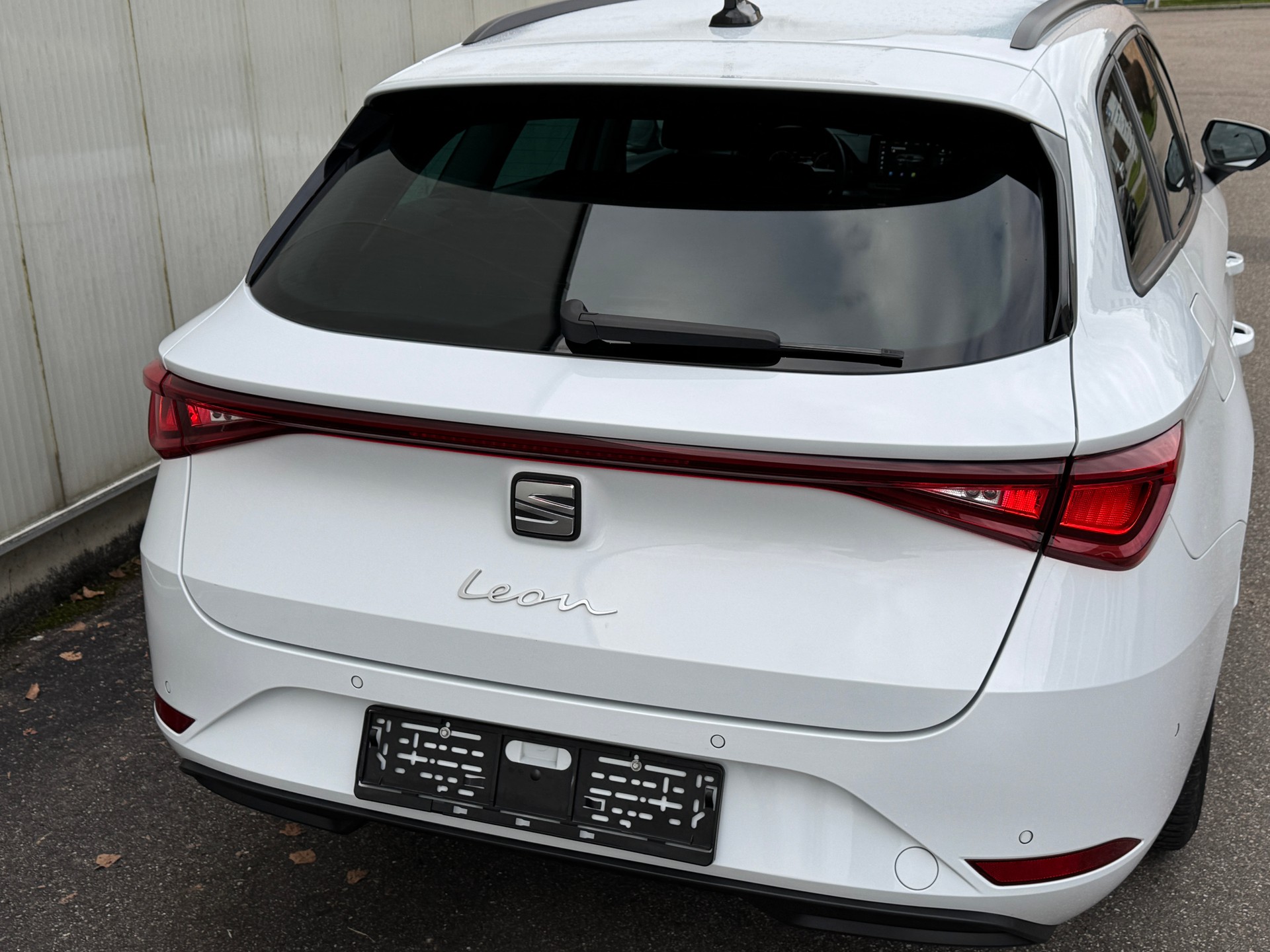 SEAT Leon ST 2.0 TDI EVO DSG Style-image-2