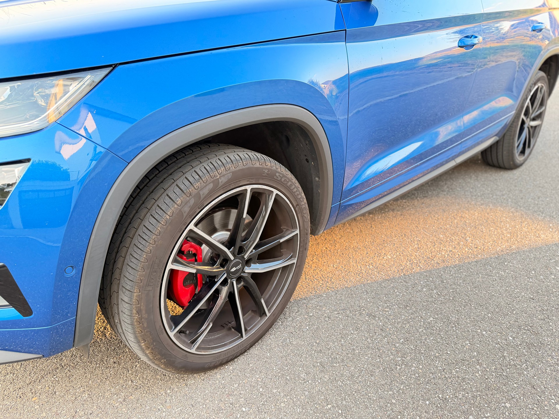 SKODA 2.0 Bi-TDI 240 RS DSG-image-2