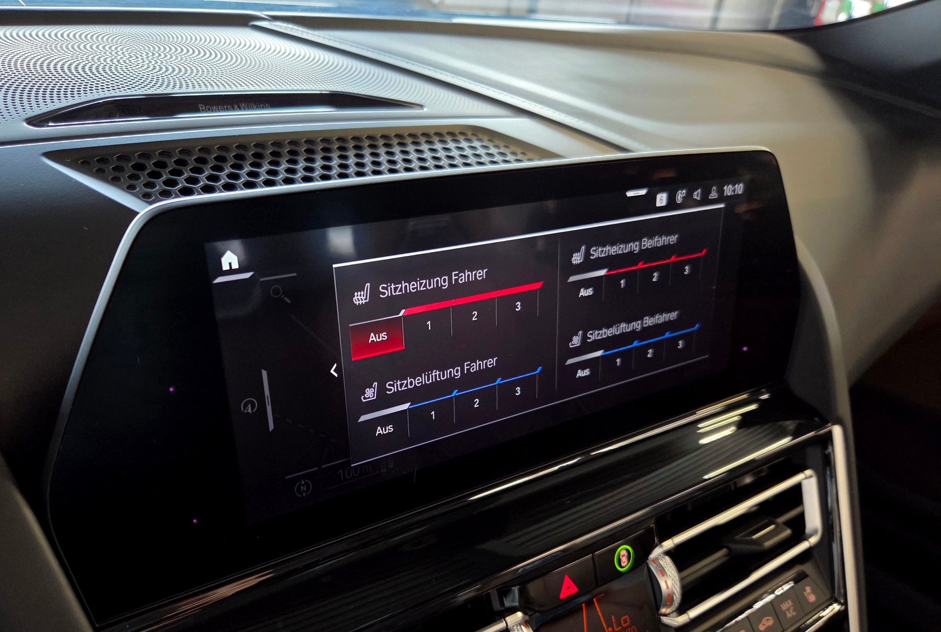 BMW M8 Competition xDrive Cabriolet-image-19