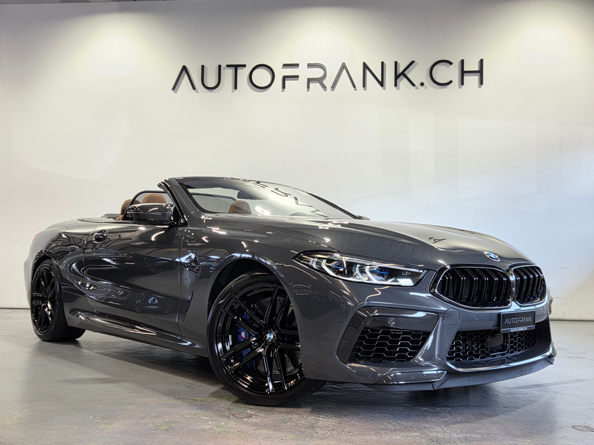BMW M8 Competition xDrive Cabriolet-image-16