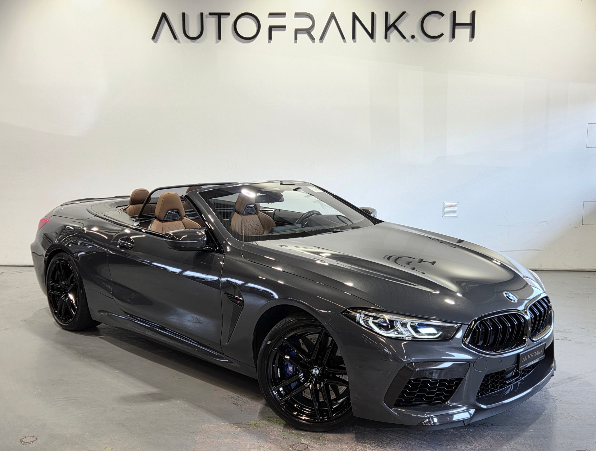 BMW M8 Competition xDrive Cabriolet-image-21