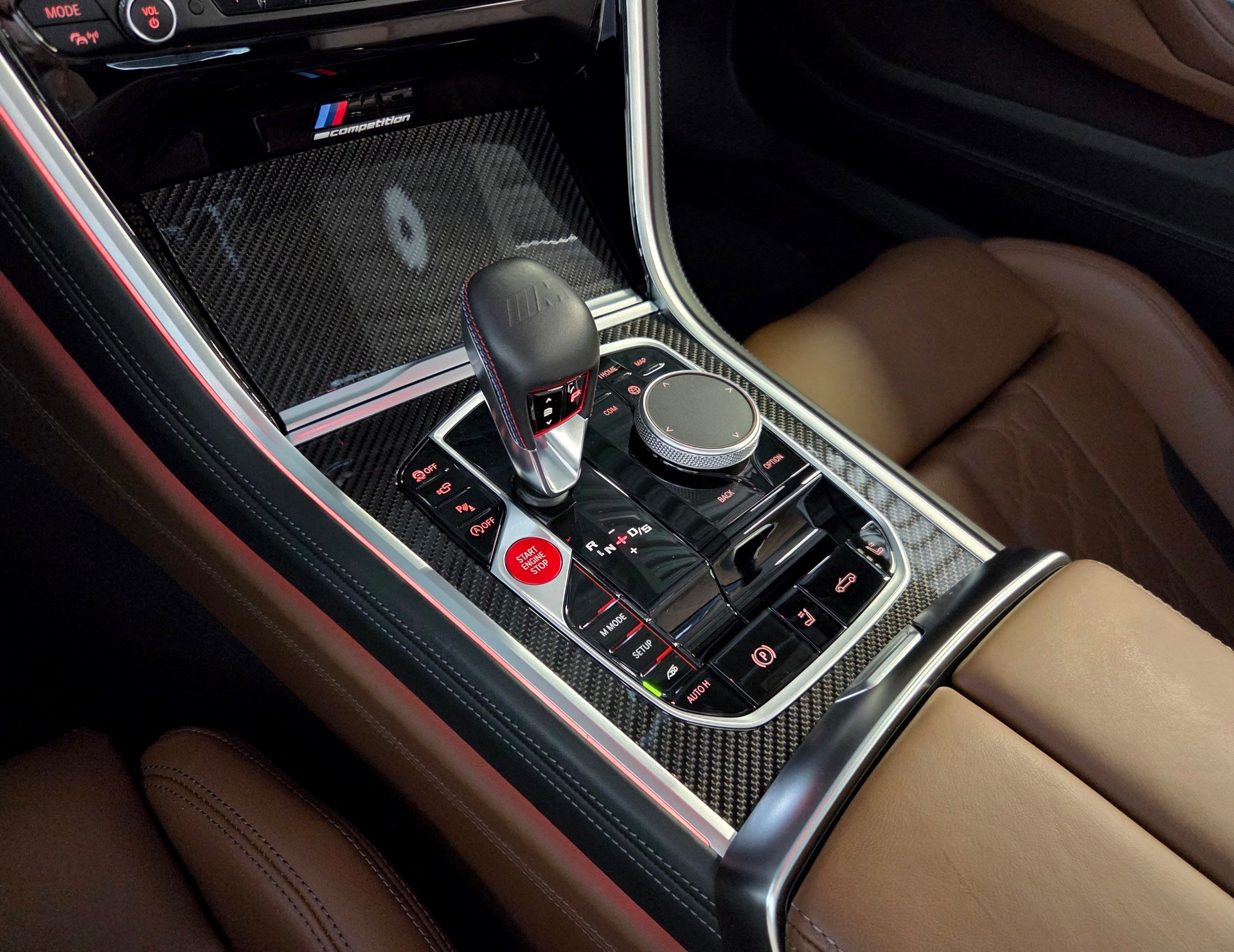 BMW M8 Competition xDrive Cabriolet-image-9