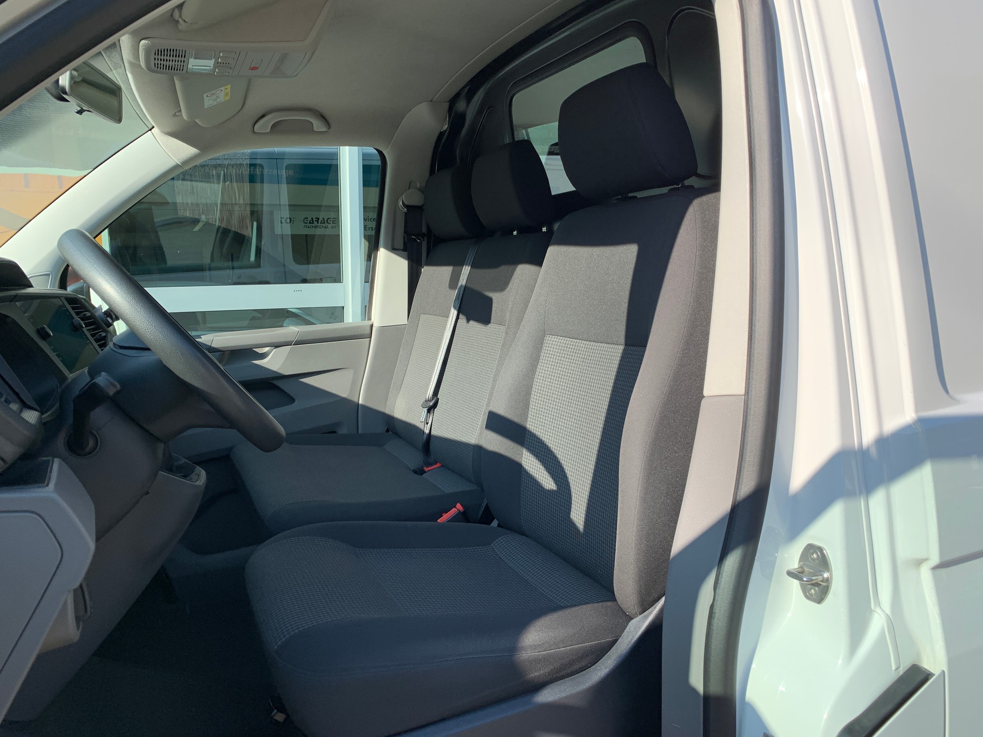VW T6.1 2.0 TDI-image-7