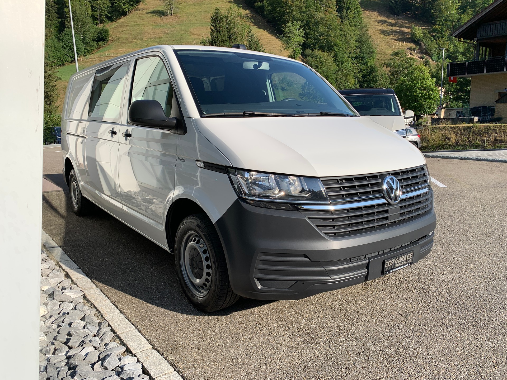 VW T6.1 2.0 TDI-image-2