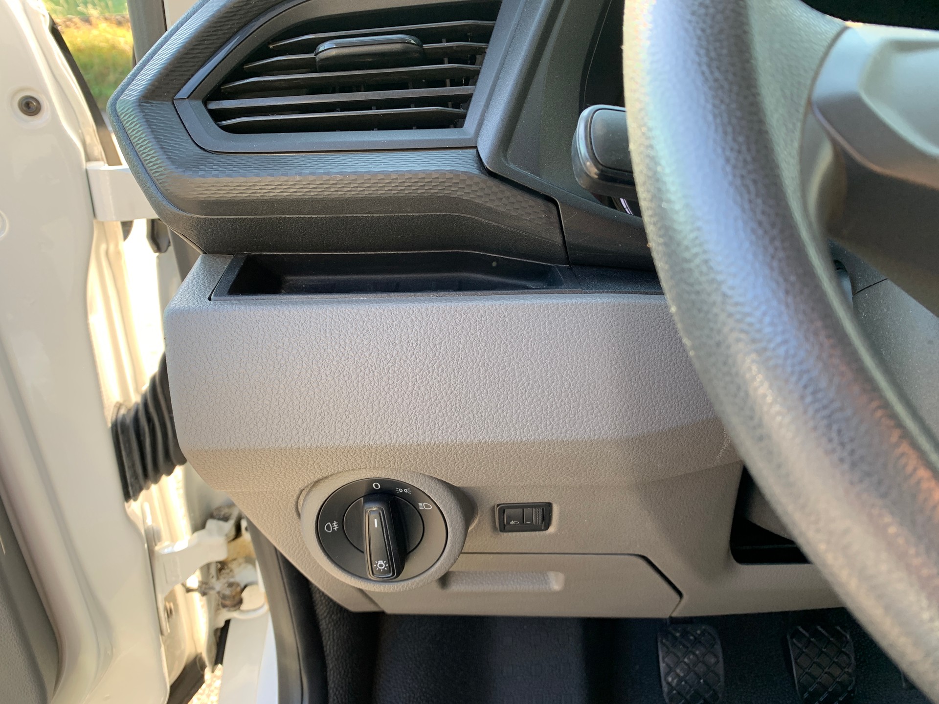 VW T6.1 2.0 TDI-image-8