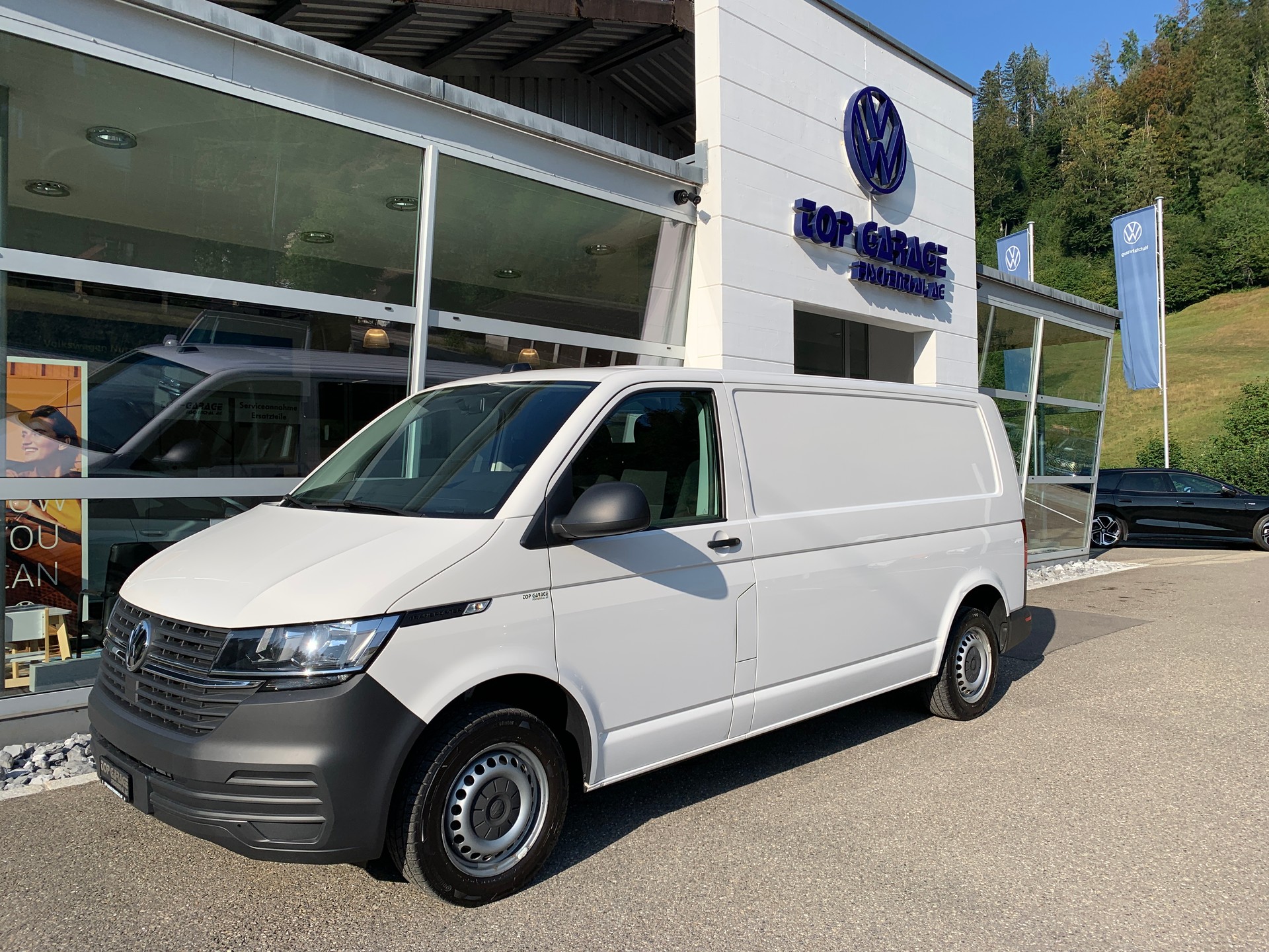 VW T6.1 2.0 TDI-image-0