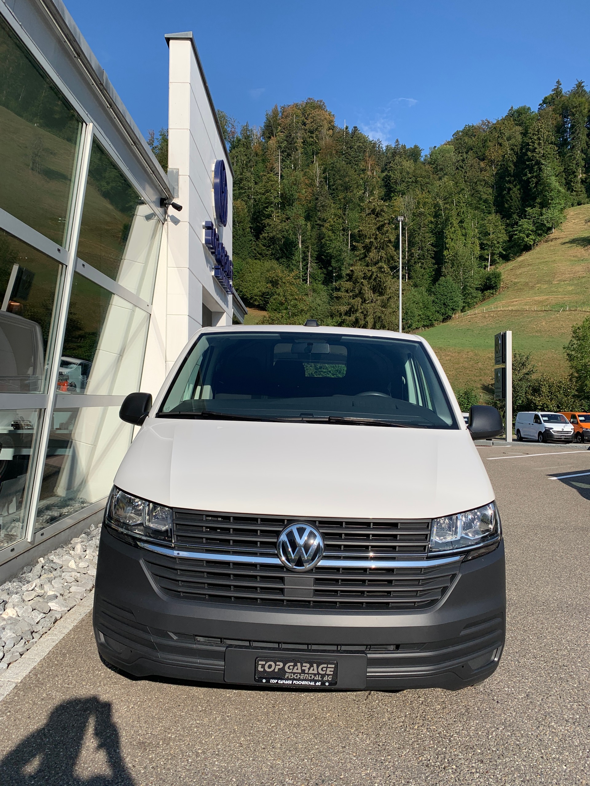 VW T6.1 2.0 TDI-image-1
