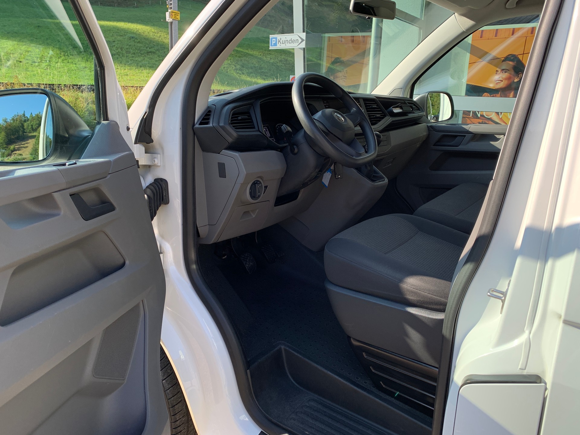 VW T6.1 2.0 TDI-image-6