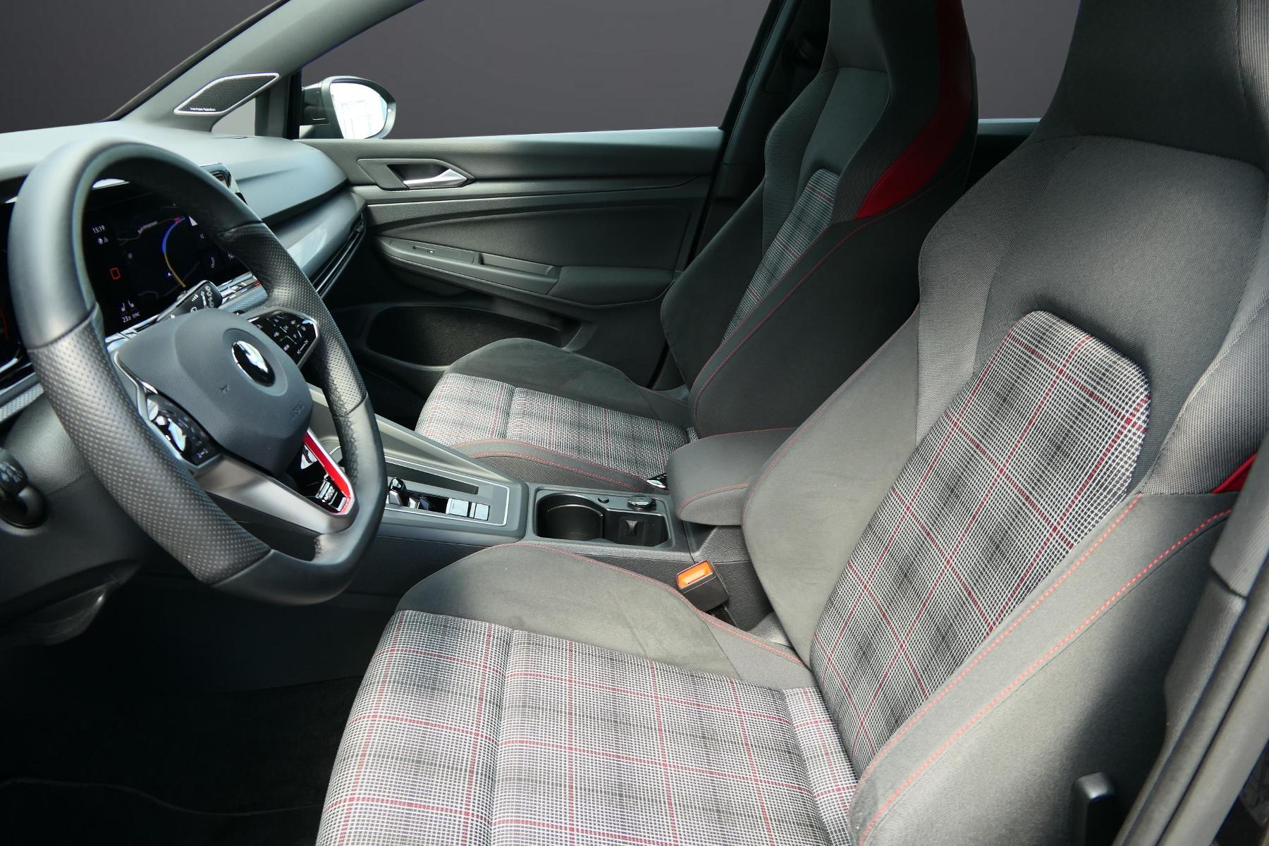 VW Golf VIII 2.0 TSI GTI DSG-image-7