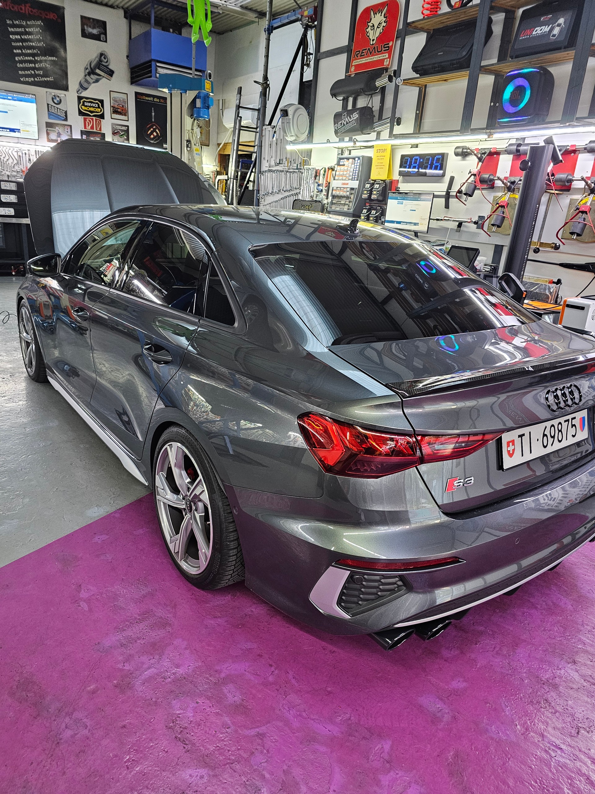 AUDI 2.0 TFSI quattro S-Tronic, FOX, HJS, Eibach-image-2