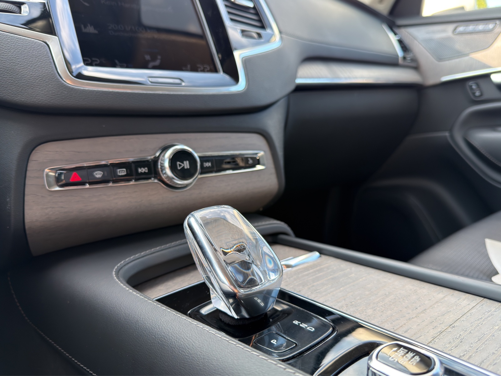 VOLVO XC90 2.0 T8 TE Inscription 7P. eAWD-image-15