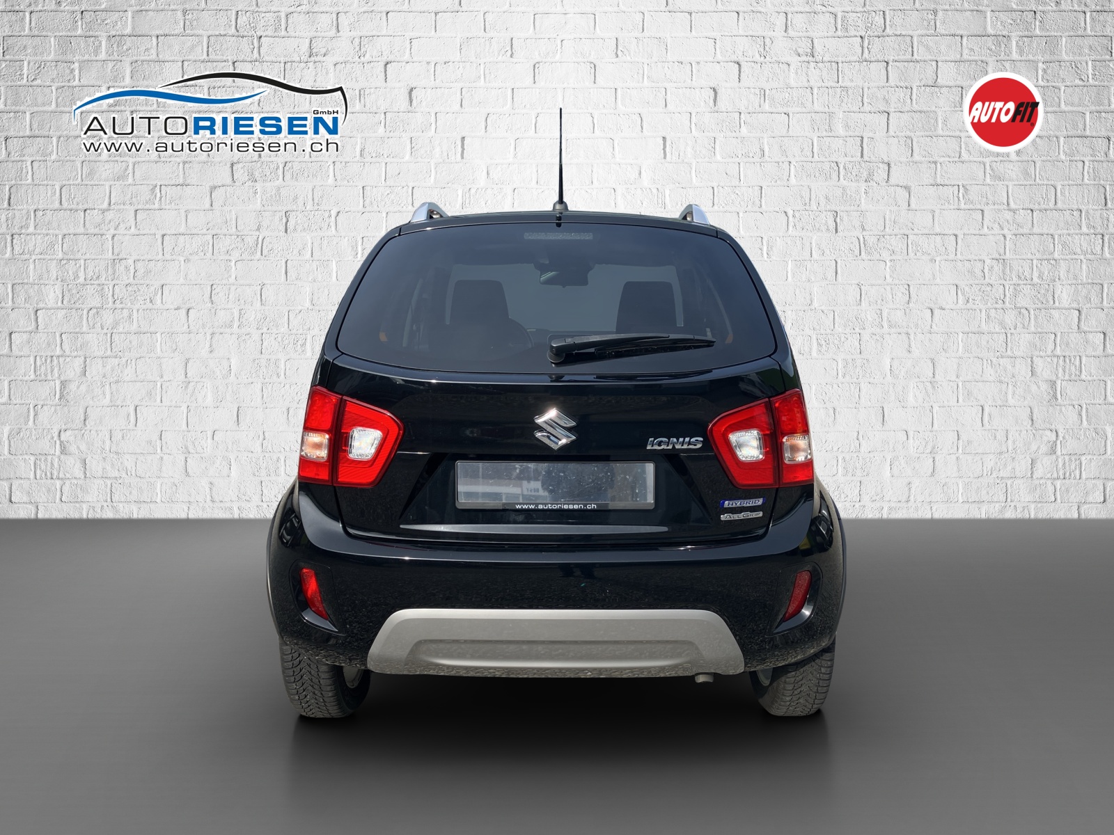 SUZUKI Ignis 1.2i Piz Sulai Top Hybrid 4x4-image-3