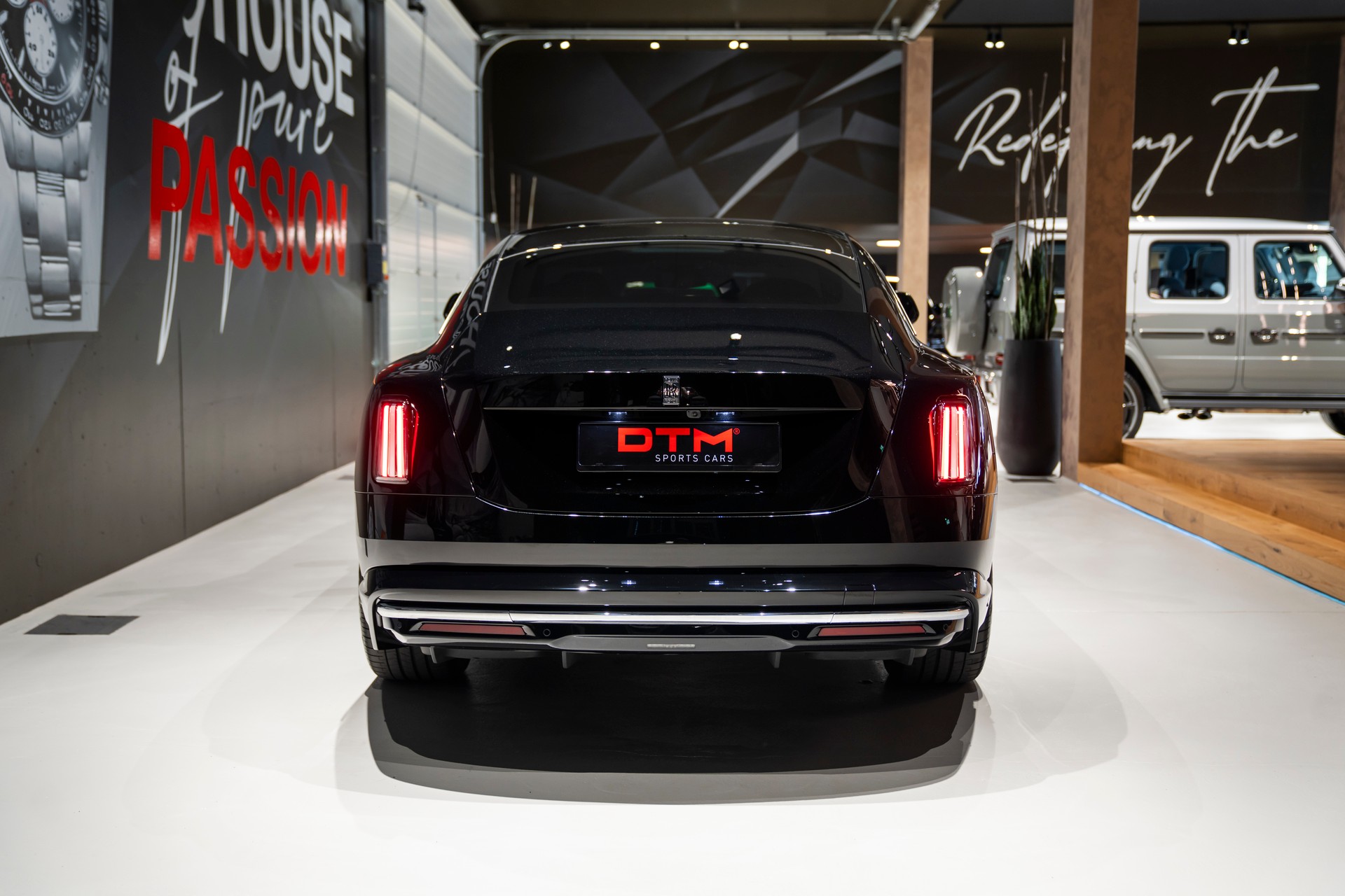 ROLLS-ROYCE Spectre-image-4