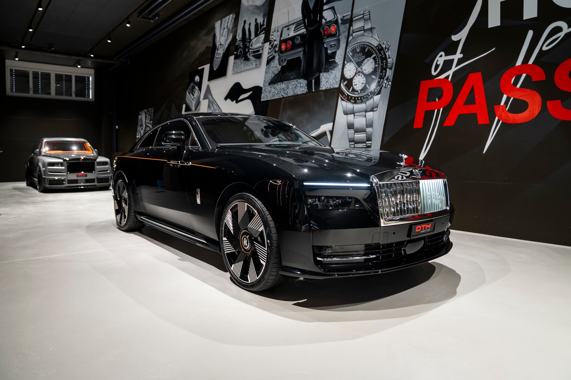 ROLLS-ROYCE Spectre-image-0