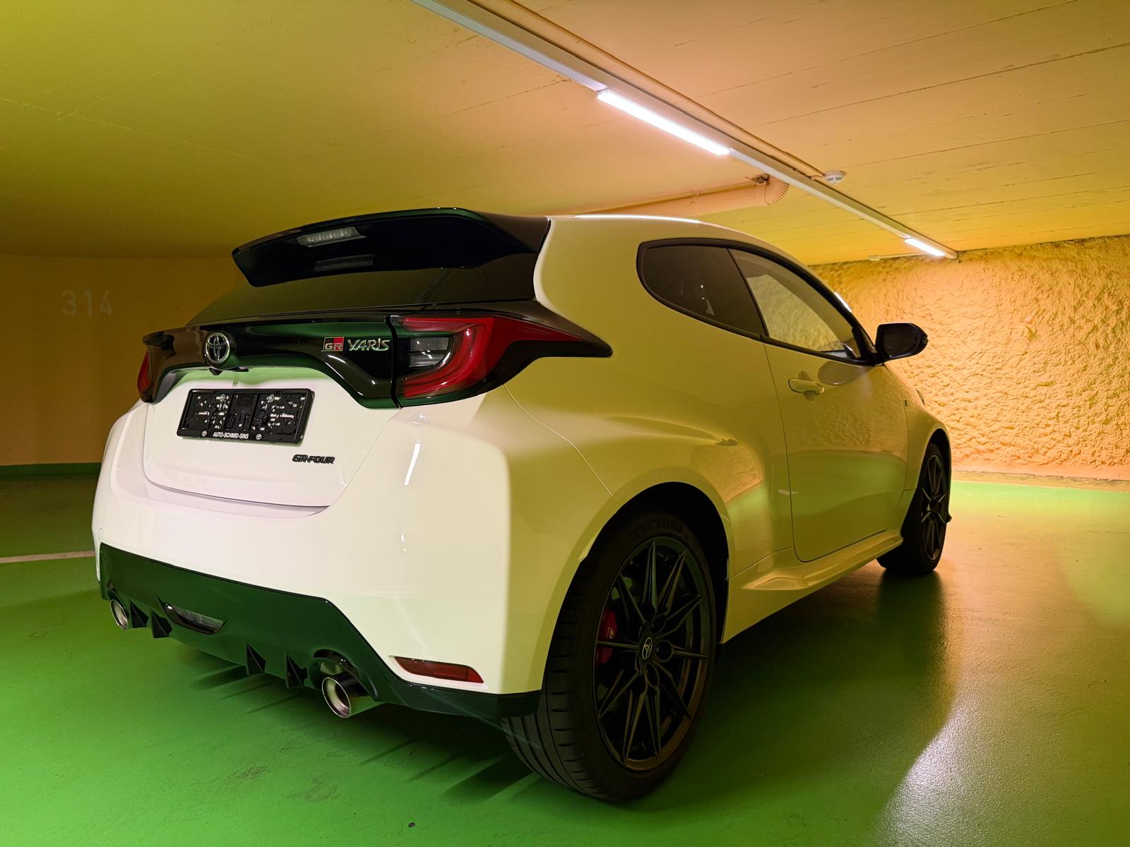 TOYOTA 1.6 Turbo Sport 4x4-image-2