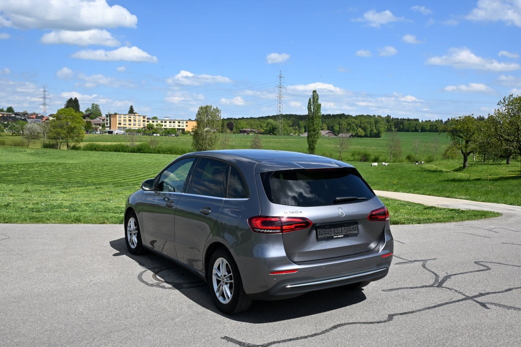 MERCEDES-BENZ B 180 d 7G-DCT-image-3
