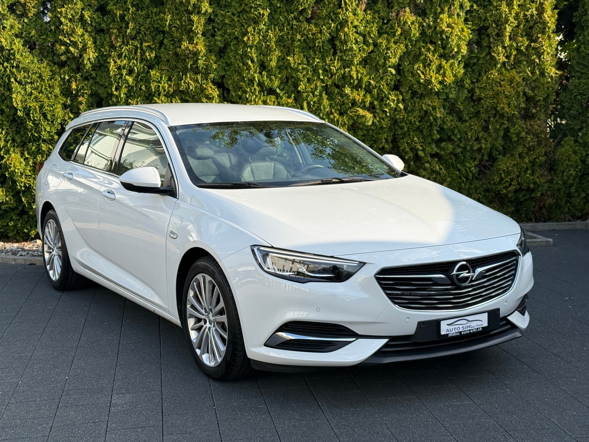 OPEL Insignia 1.6 T Sports Tourer Excellence Automatic-image-5