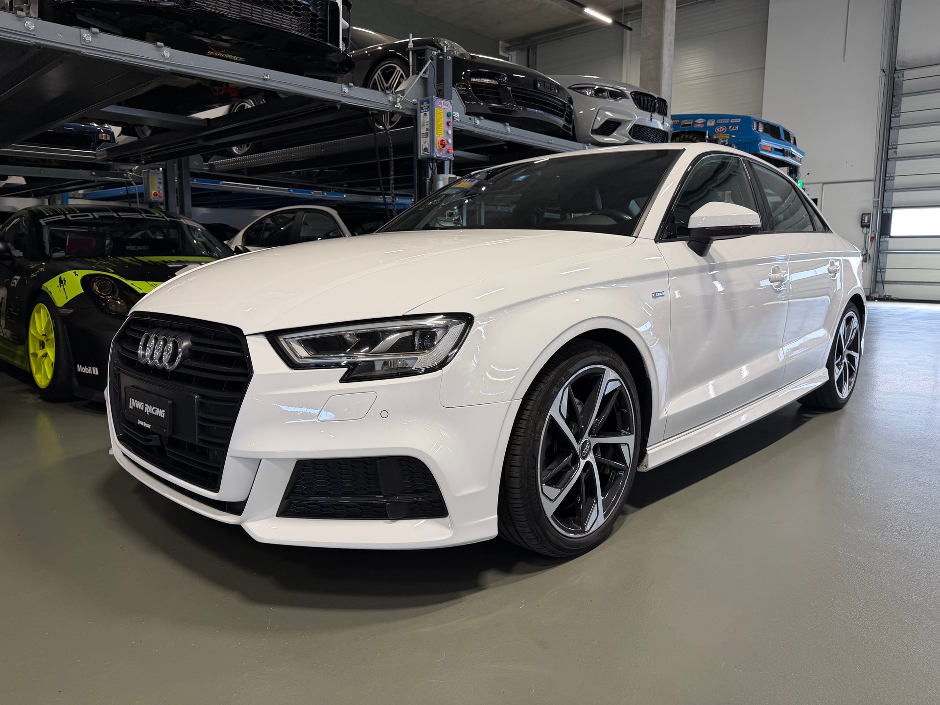 AUDI A3 Limousine 35 TFSI Sport S-tronic-image-1