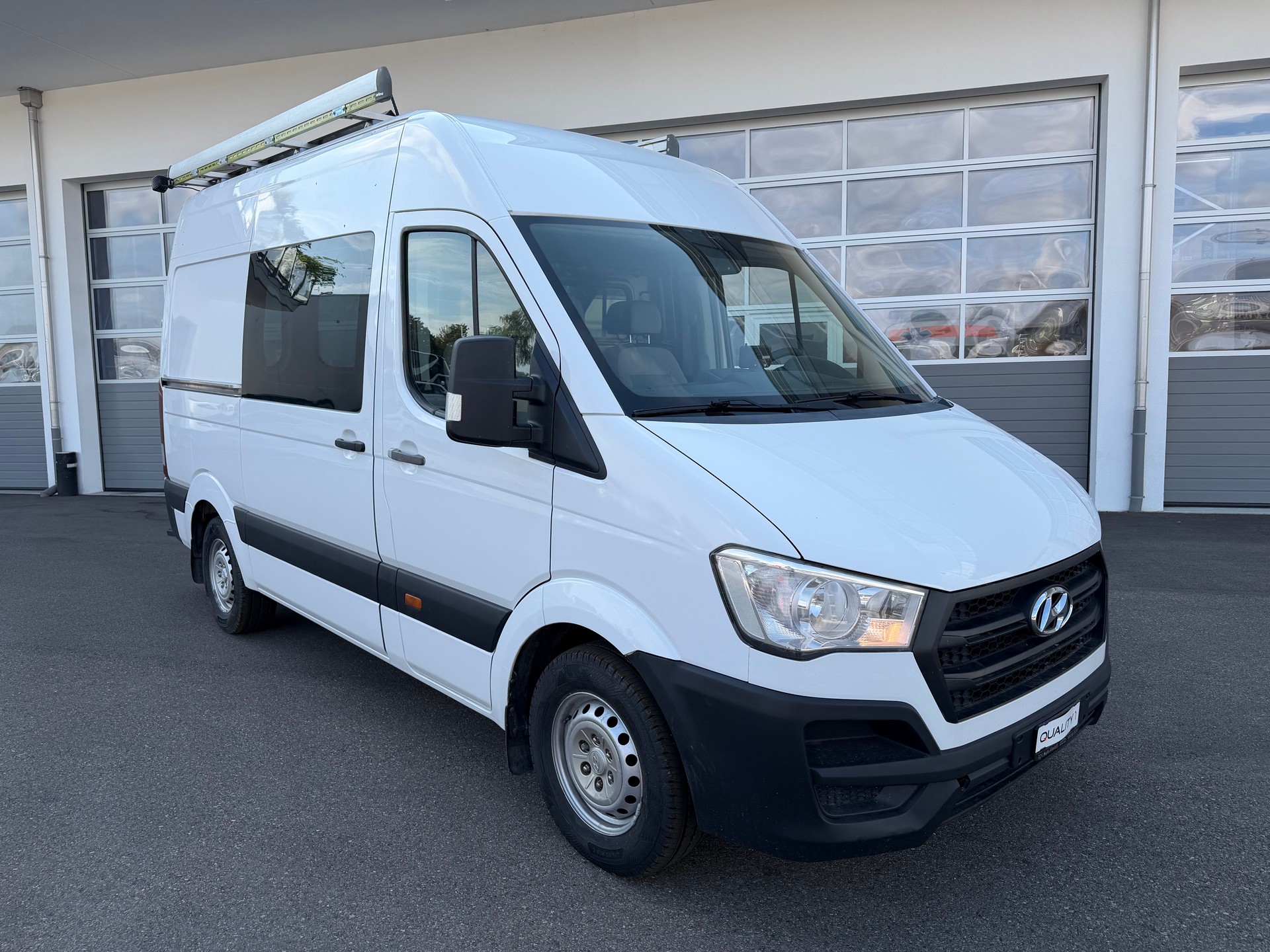 HYUNDAI H350 2.5 CRDi Frisch MFK nur 109.000 km-image-2