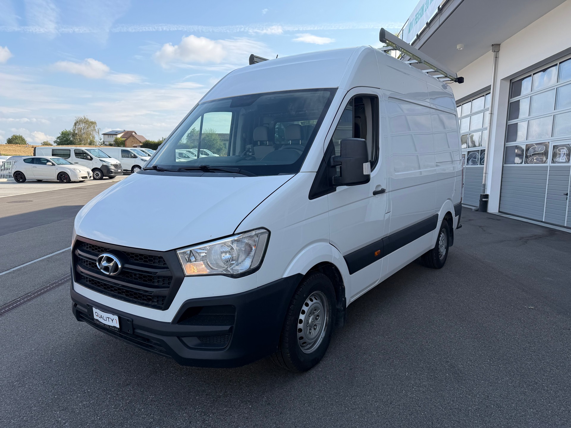 HYUNDAI H350 2.5 CRDi Frisch MFK nur 109.000 km-image-0