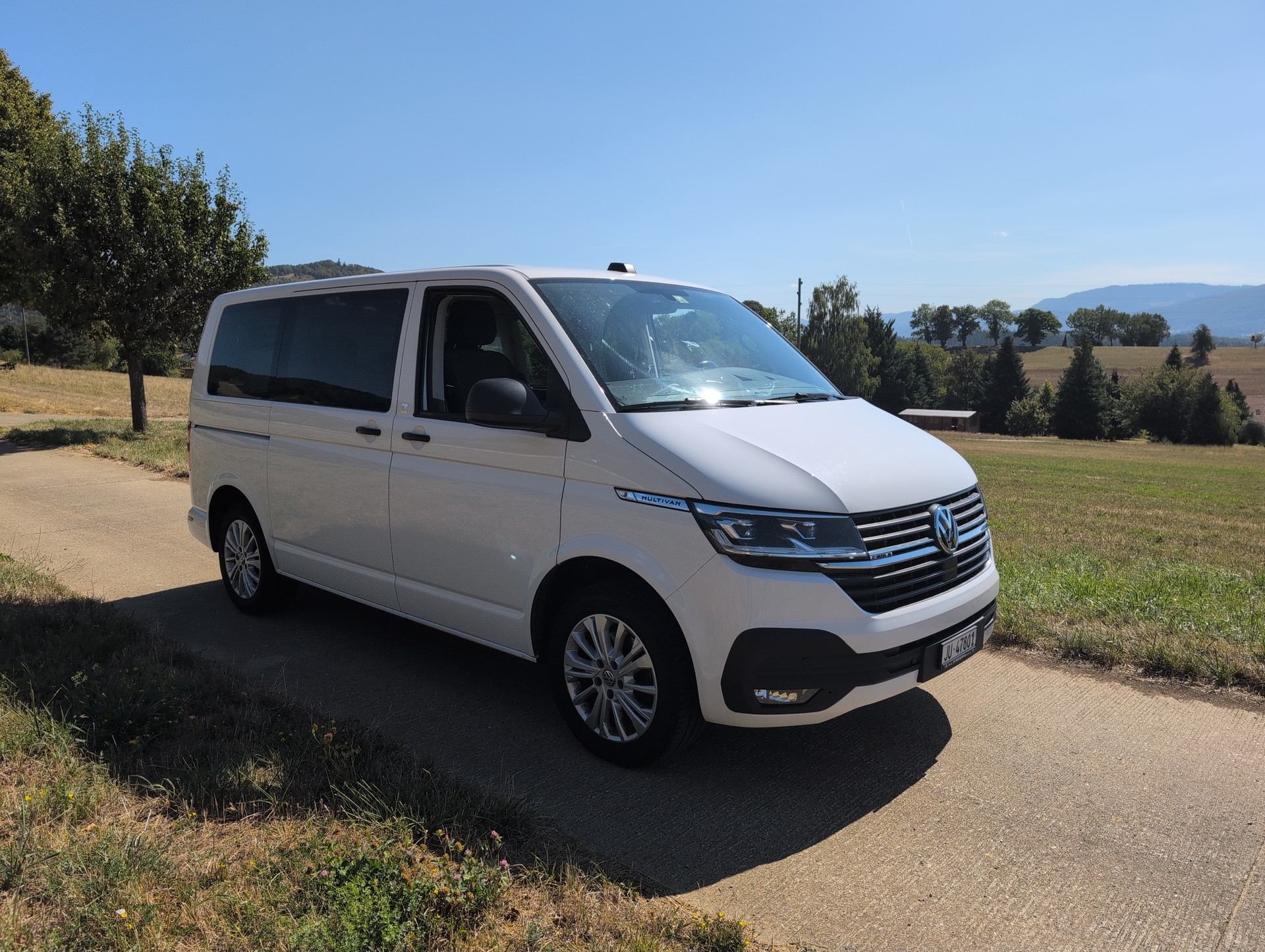 VW 2.0 TDI 150 Liberty Edition DSG 4m-image-1
