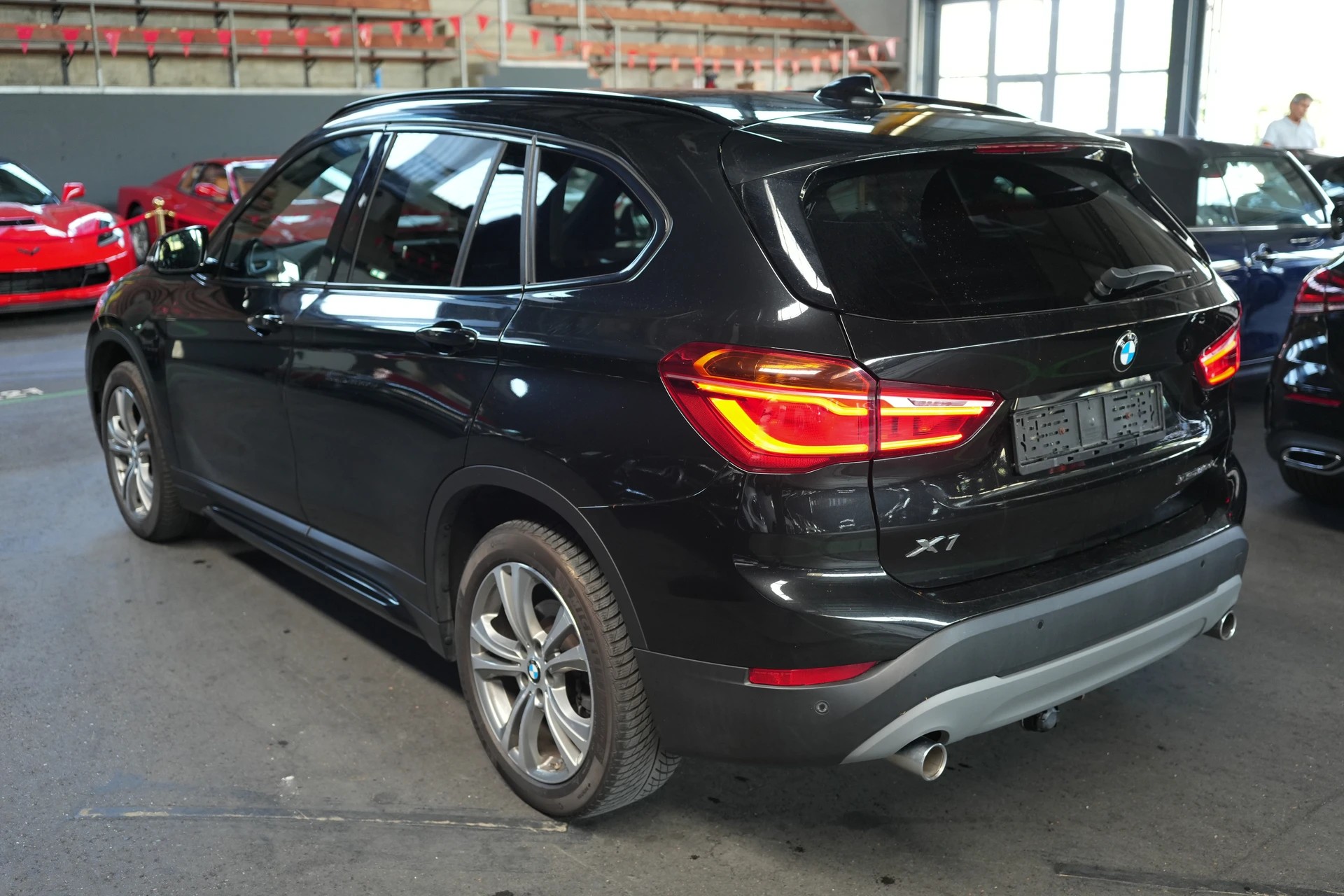 BMW X1 sDrive 20d xLine Steptronic-image-3