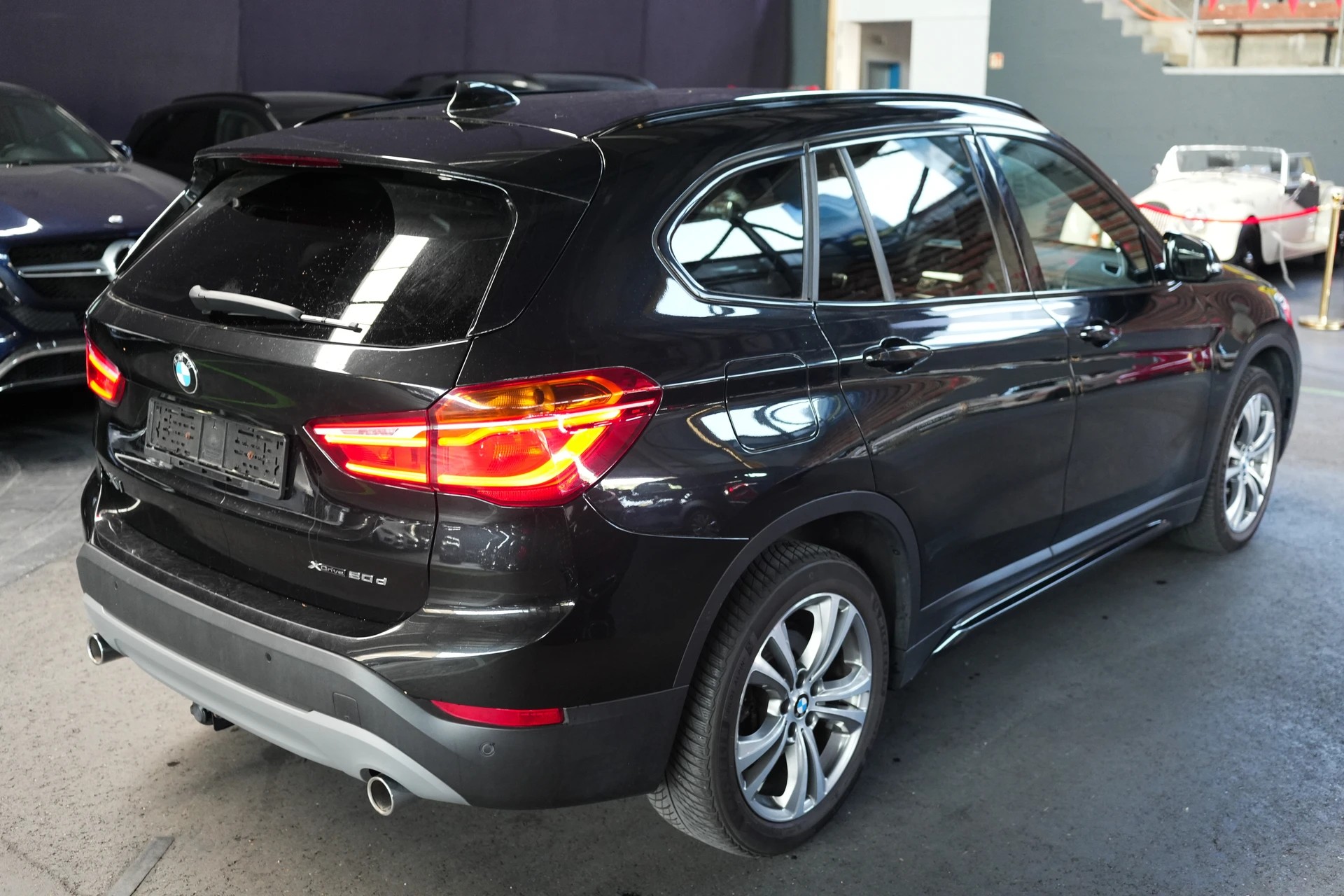 BMW X1 sDrive 20d xLine Steptronic-image-1