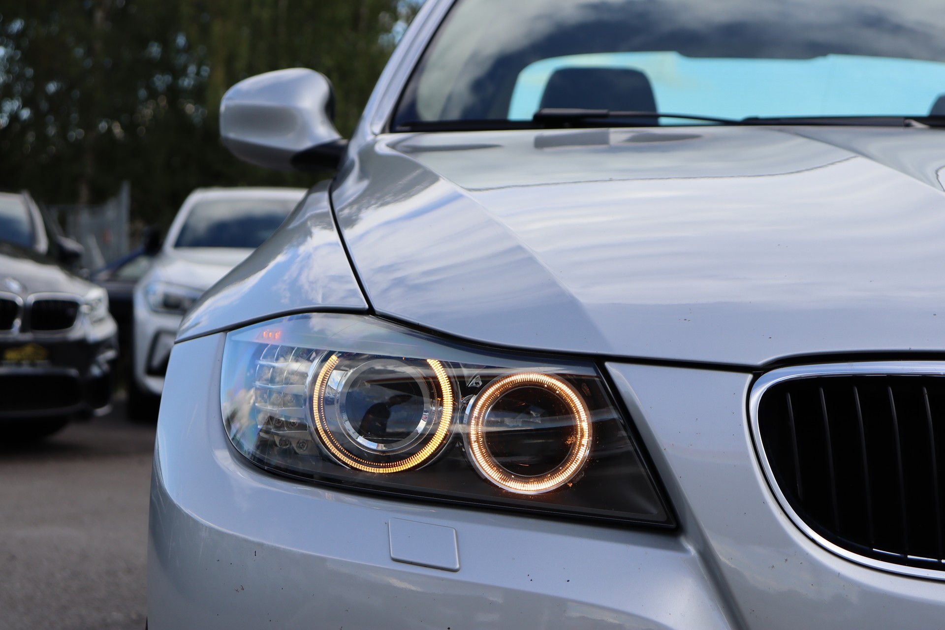 BMW 320i Access Steptronic-image-9