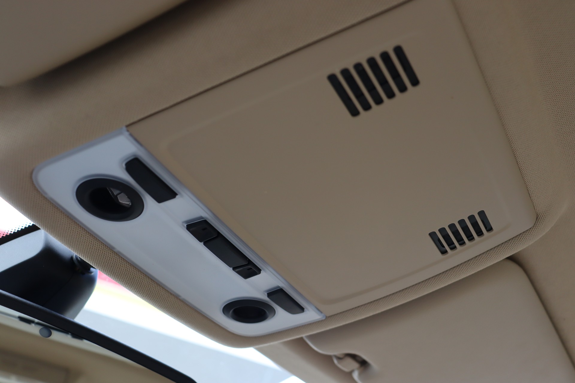 BMW 320i Access Steptronic-image-26